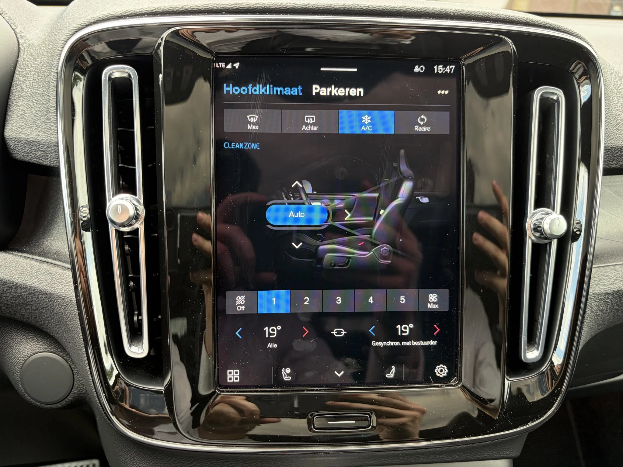 Hoofdafbeelding Volvo C40