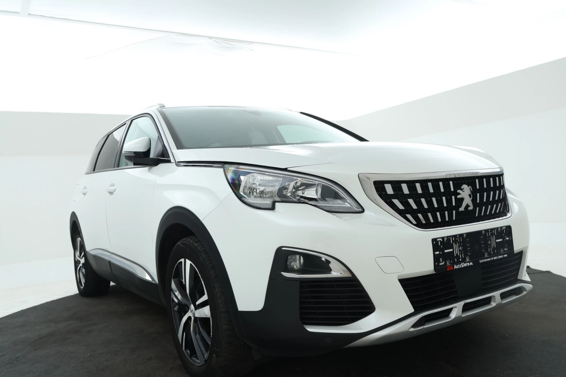 Hoofdafbeelding Peugeot 5008