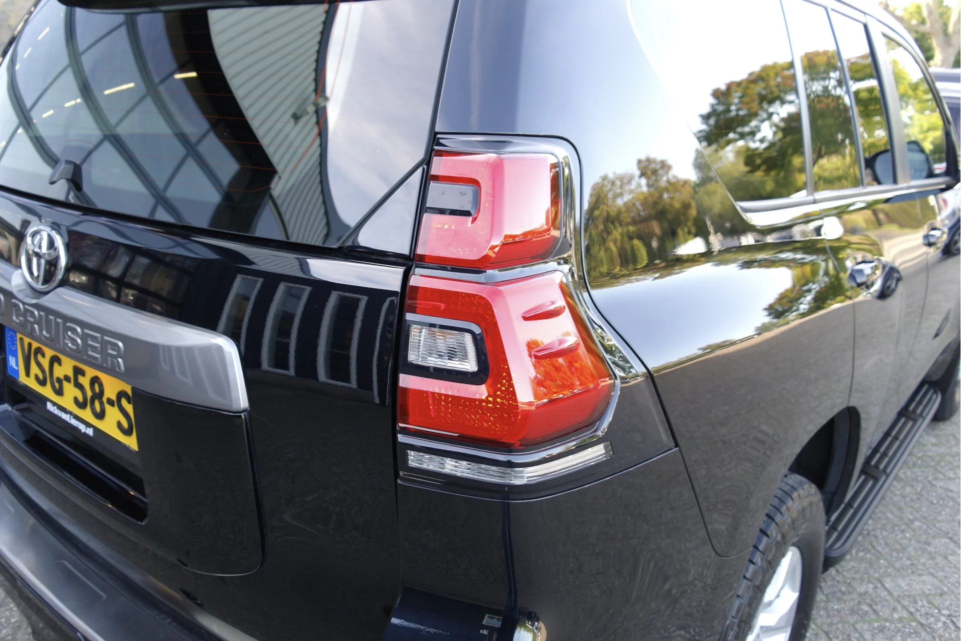 Hoofdafbeelding Toyota Land Cruiser