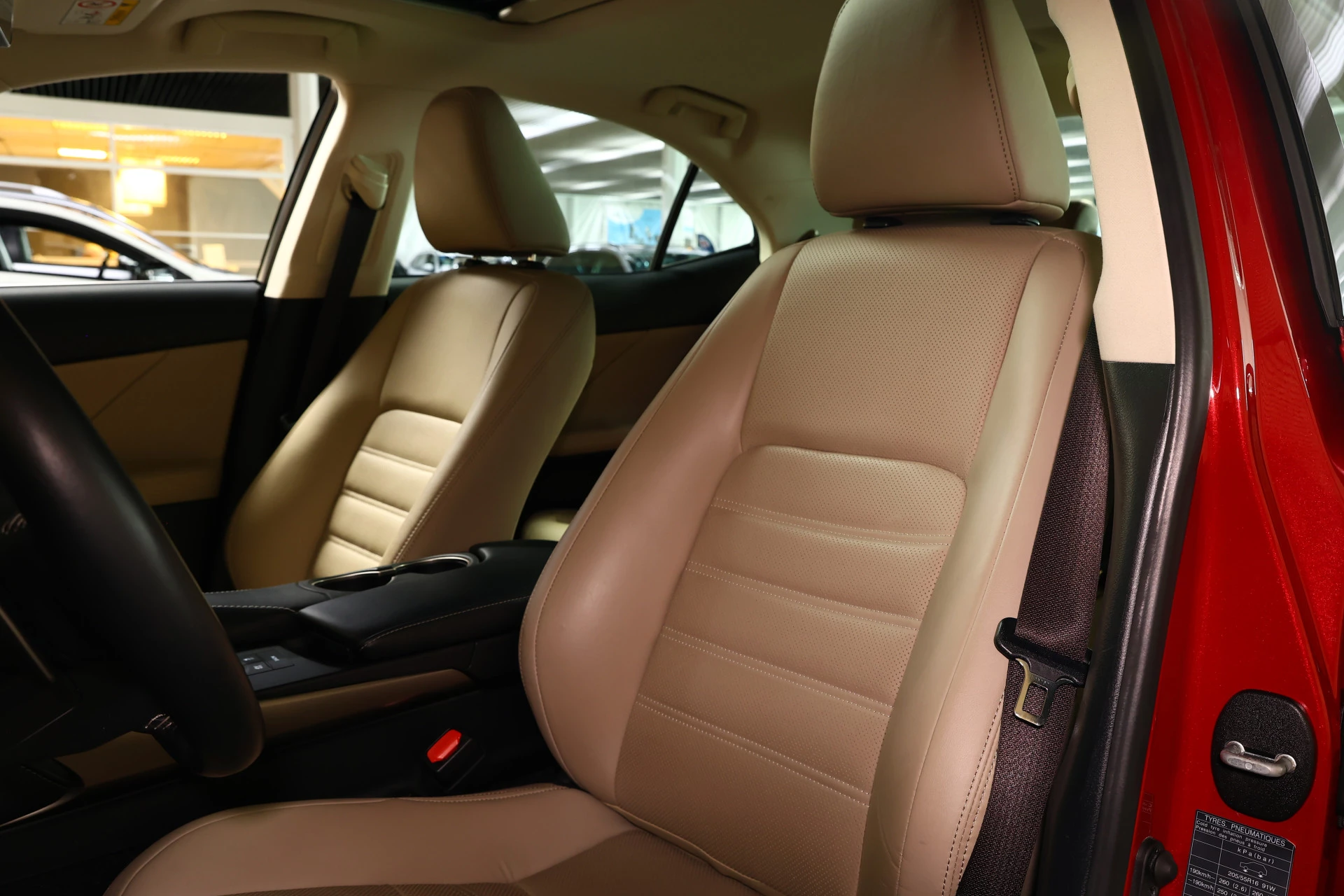 Hoofdafbeelding Lexus IS