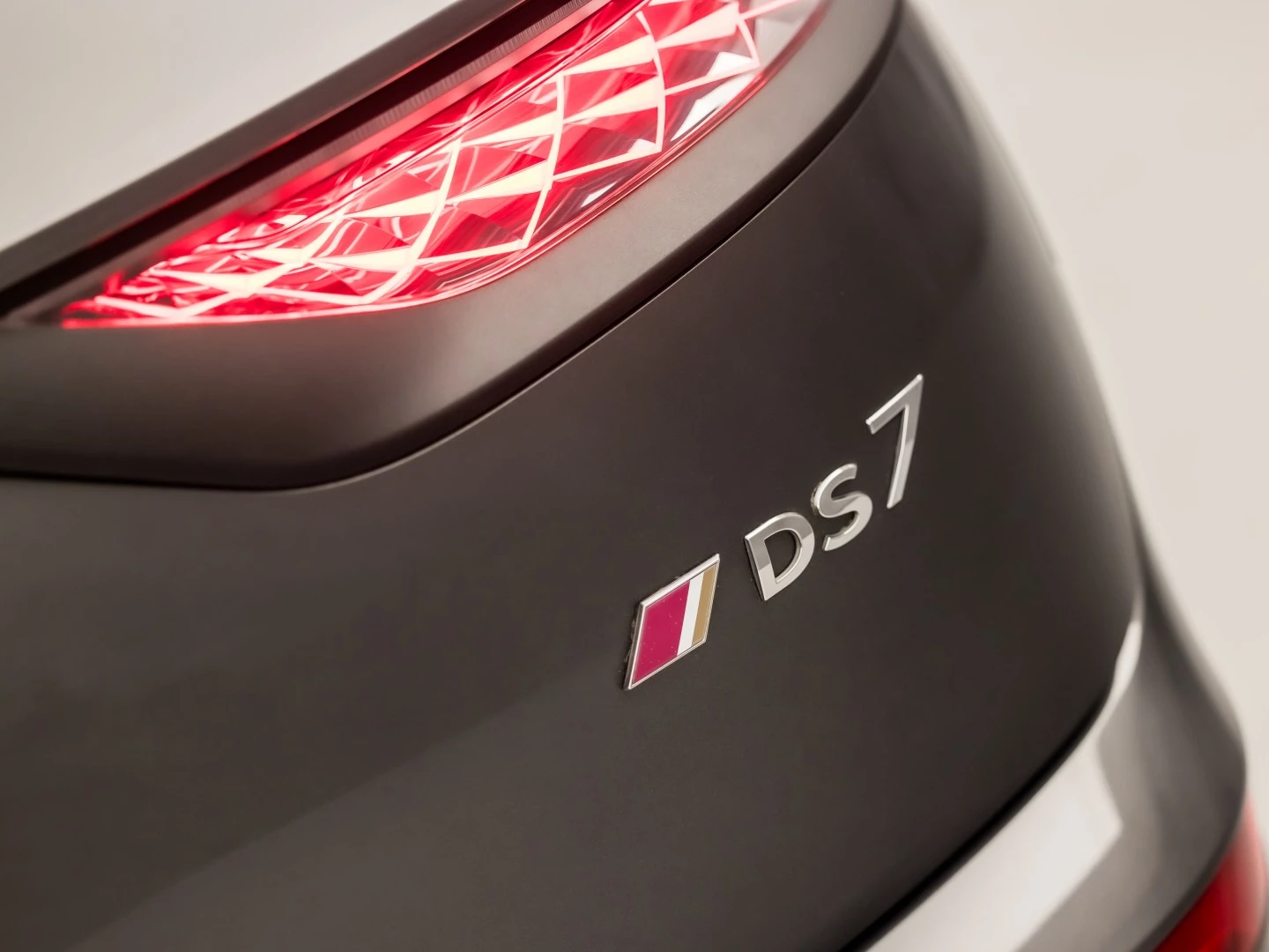Hoofdafbeelding DS DS 7