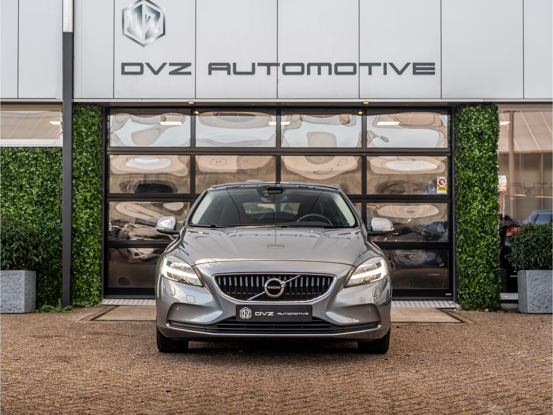 Hoofdafbeelding Volvo V40