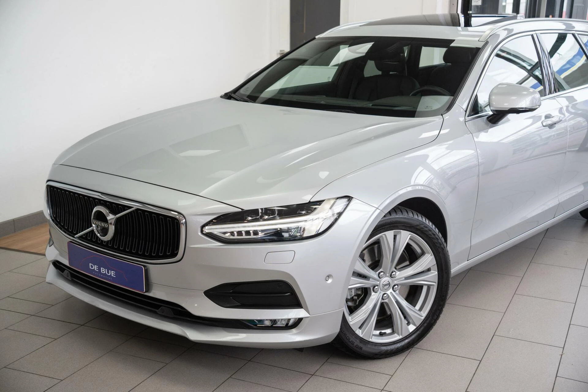 Hoofdafbeelding Volvo V90