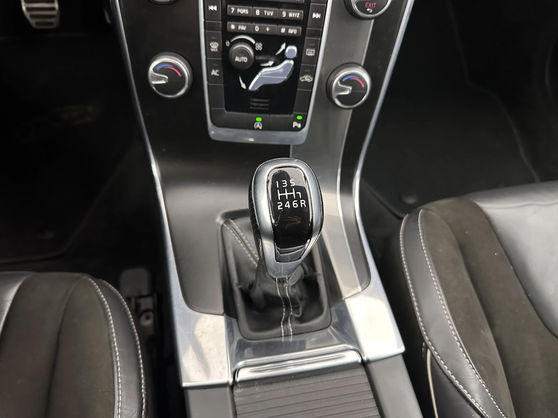 Hoofdafbeelding Volvo V60