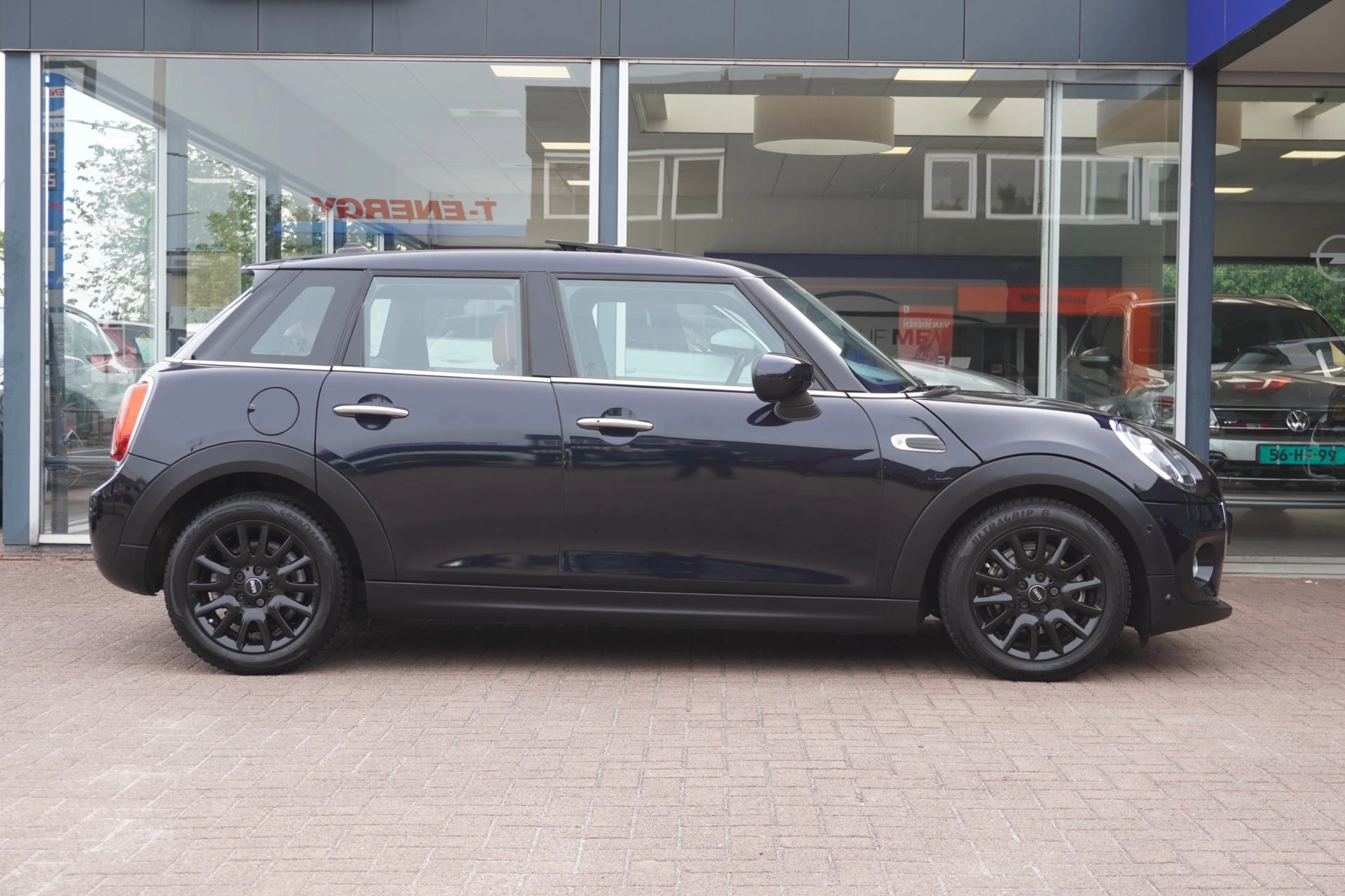 Hoofdafbeelding MINI 5-deurs