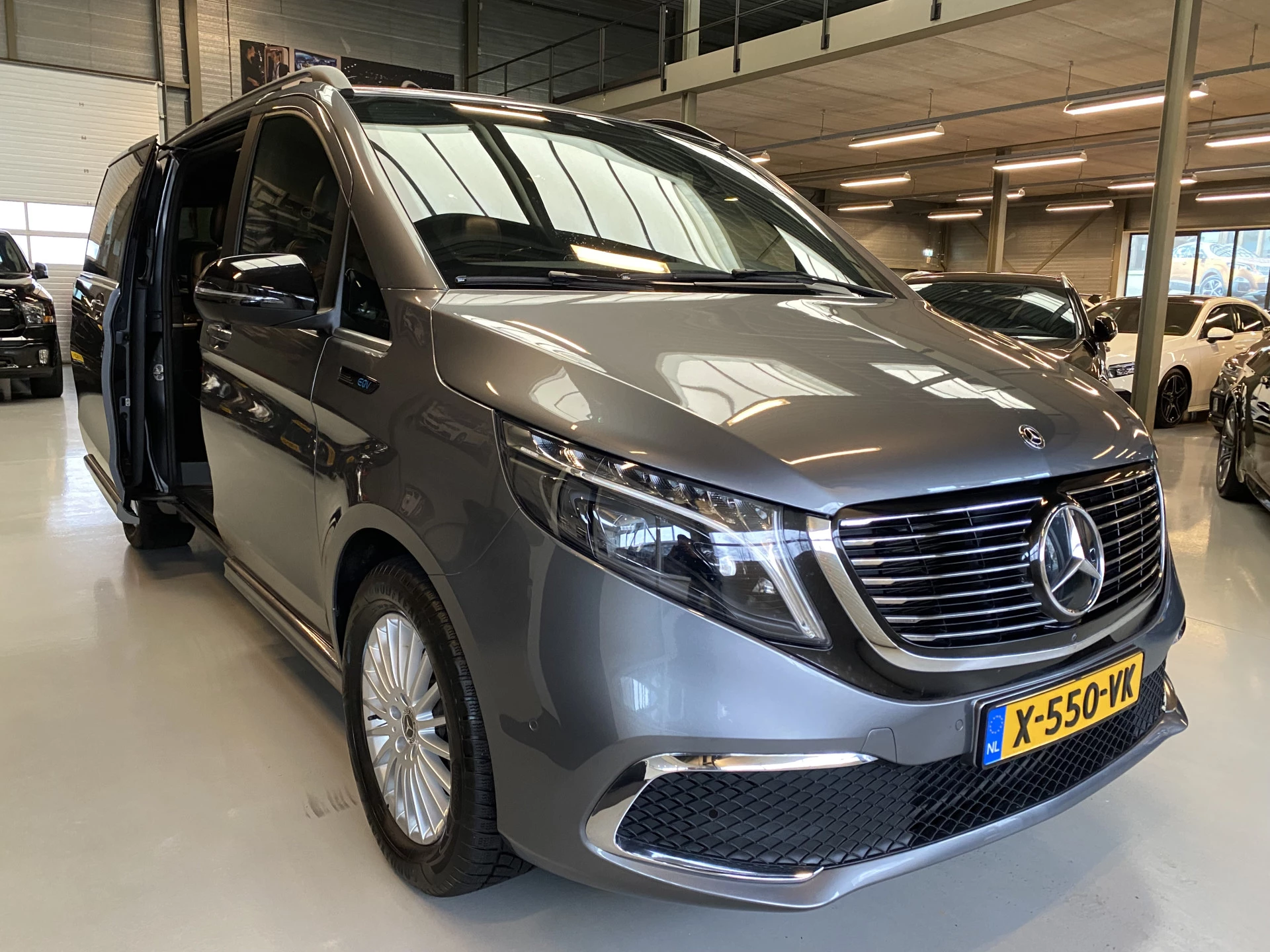 Hoofdafbeelding Mercedes-Benz EQV