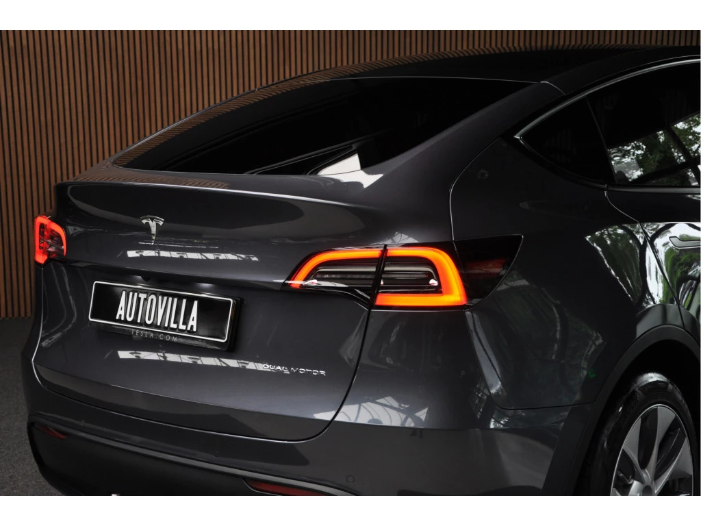 Hoofdafbeelding Tesla Model Y