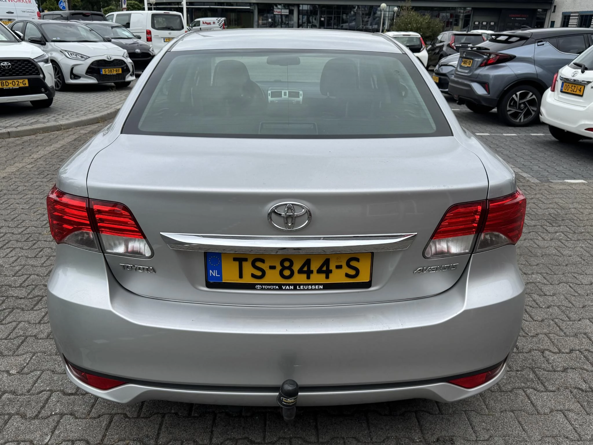 Hoofdafbeelding Toyota Avensis