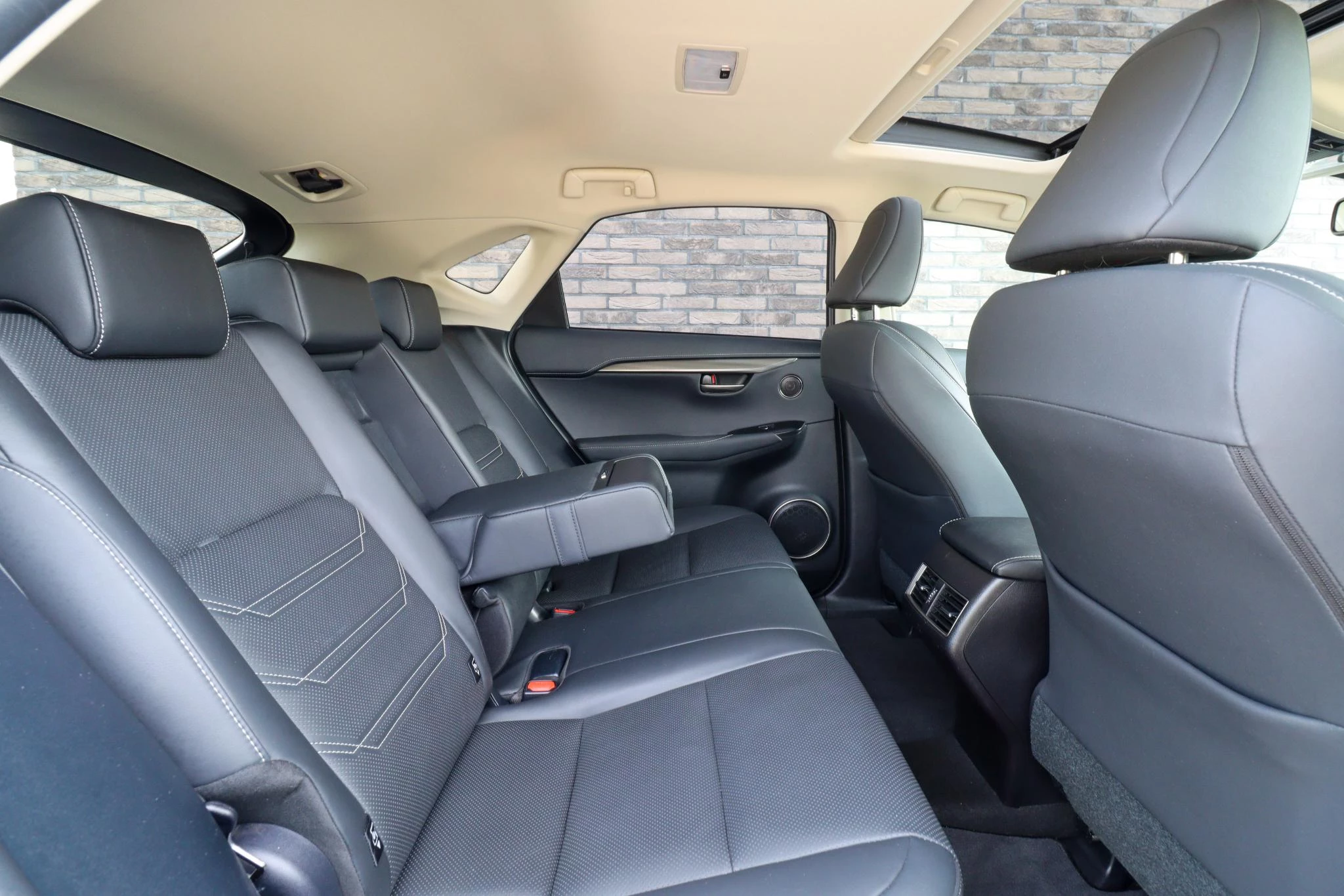 Hoofdafbeelding Lexus NX