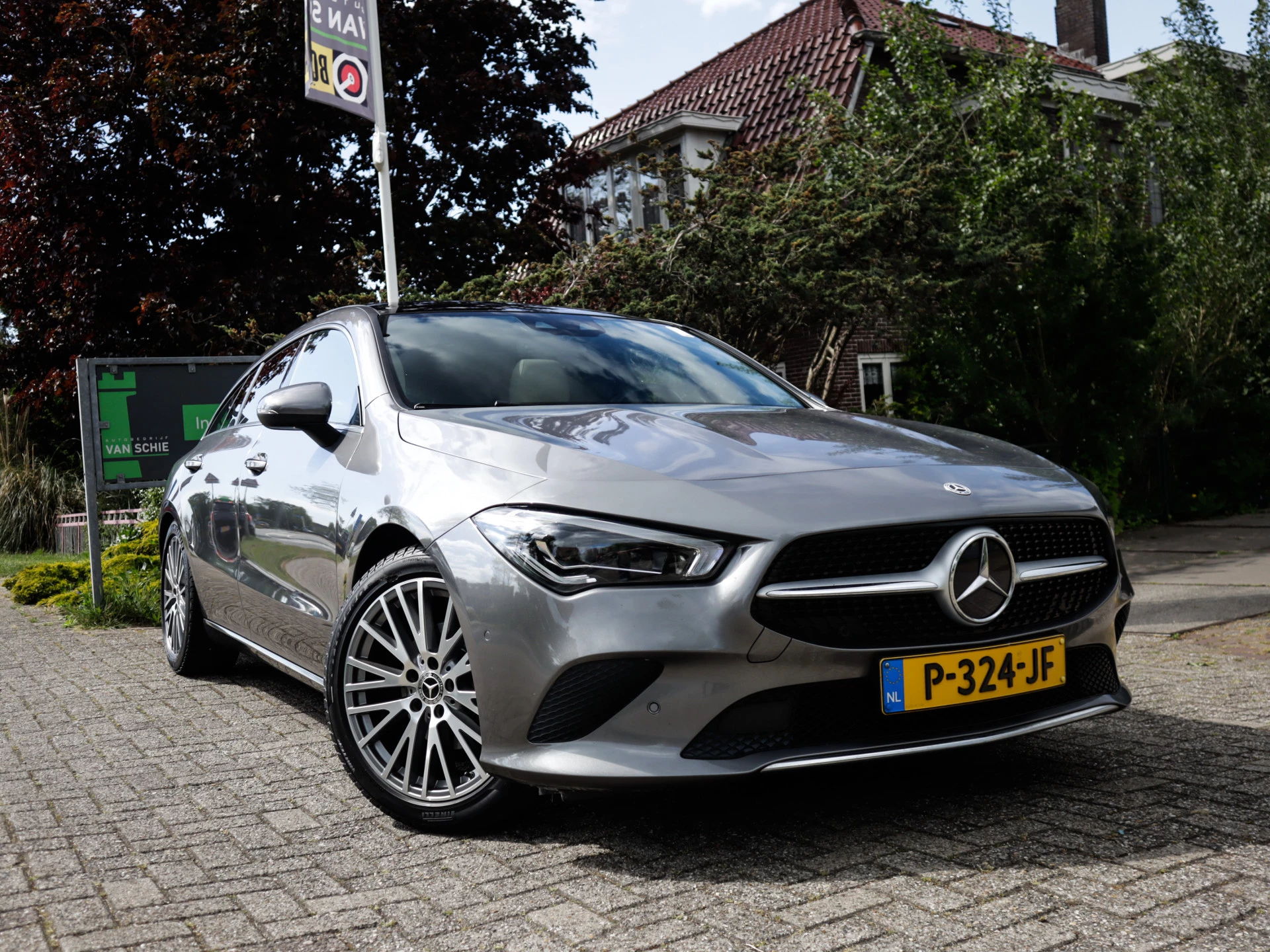 Hoofdafbeelding Mercedes-Benz CLA