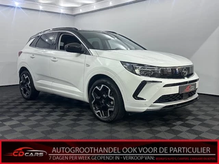 Hoofdafbeelding Opel Grandland Opel Grandland 1.2 Turbo GS Line Navi, Clima, Winterpakket Camera