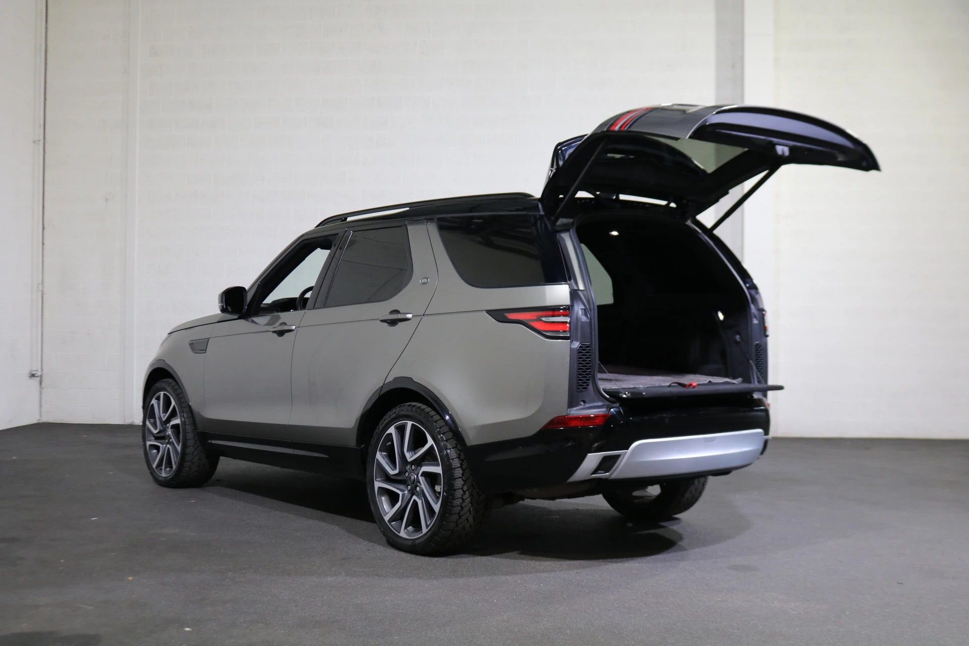 Hoofdafbeelding Land Rover Discovery