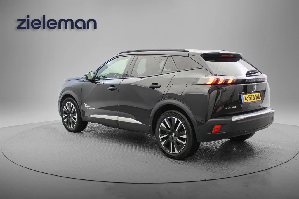 Hoofdafbeelding Peugeot e-2008