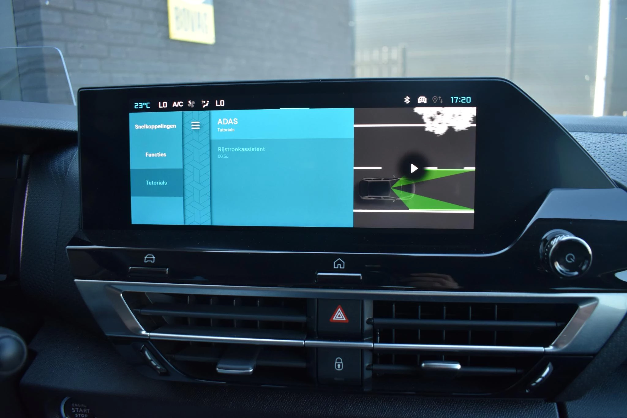Hoofdafbeelding Citroën C4 X