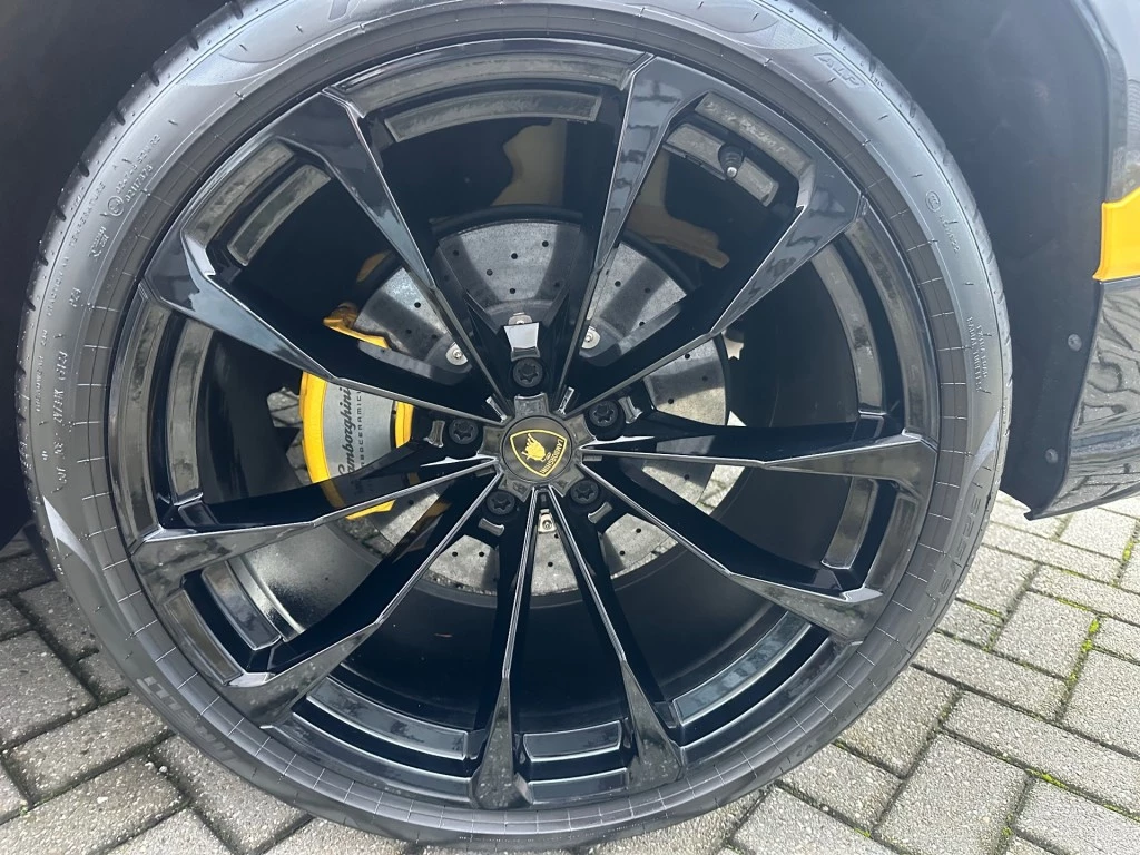 Hoofdafbeelding Lamborghini Urus