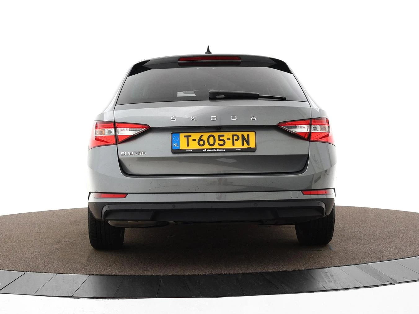 Hoofdafbeelding Škoda Superb