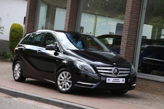 Mercedes-Benz B-Klasse 180 Ambition Automaat Navi Xenon Leer