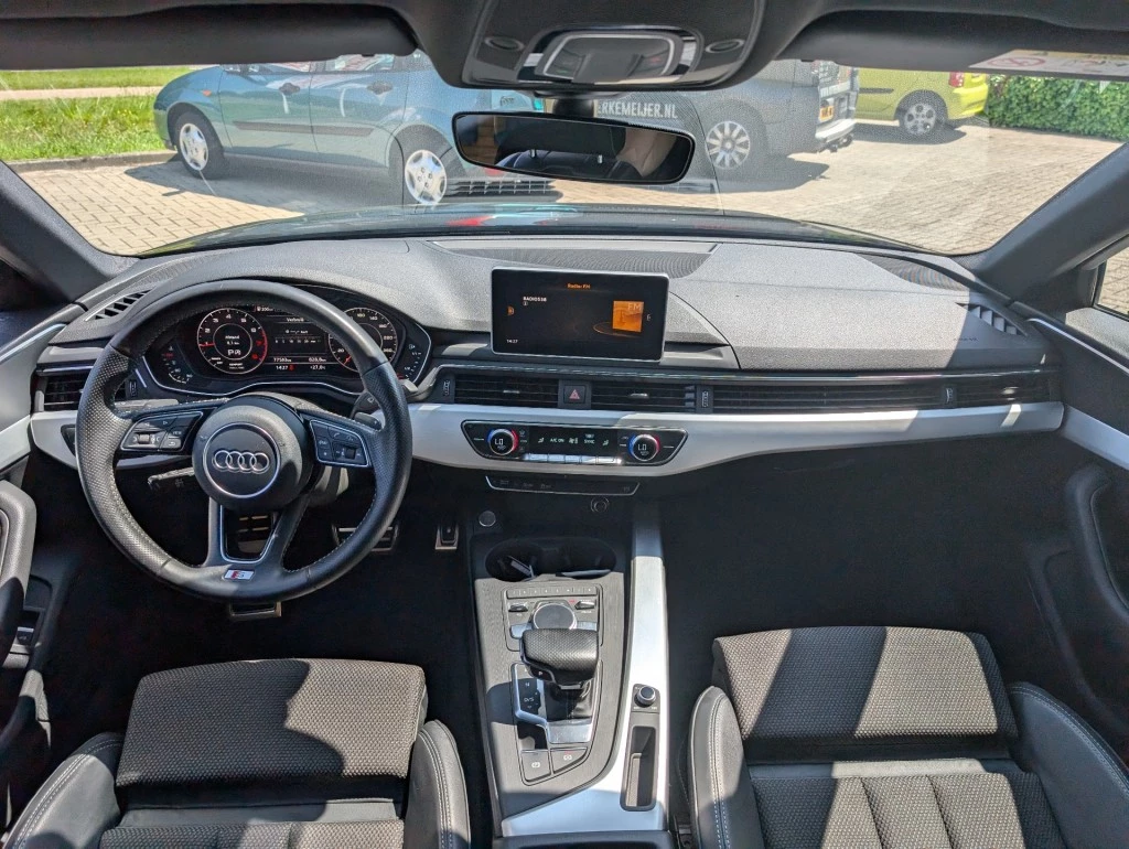 Hoofdafbeelding Audi A4