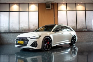 Hoofdafbeelding Audi RS6 Audi A6 Avant RS 6 TFSI quattro | Pano | HUD | Keramisch |Fabrieksgarantie 10-2028