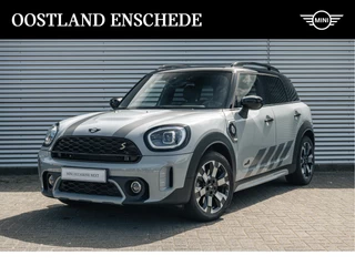 MINI Countryman Cooper SE ALL4 Automaat / Achteruitrijcamera / Active Cruise Control / Head-Up / Comfortstoelen / LED / Stoelverwarming