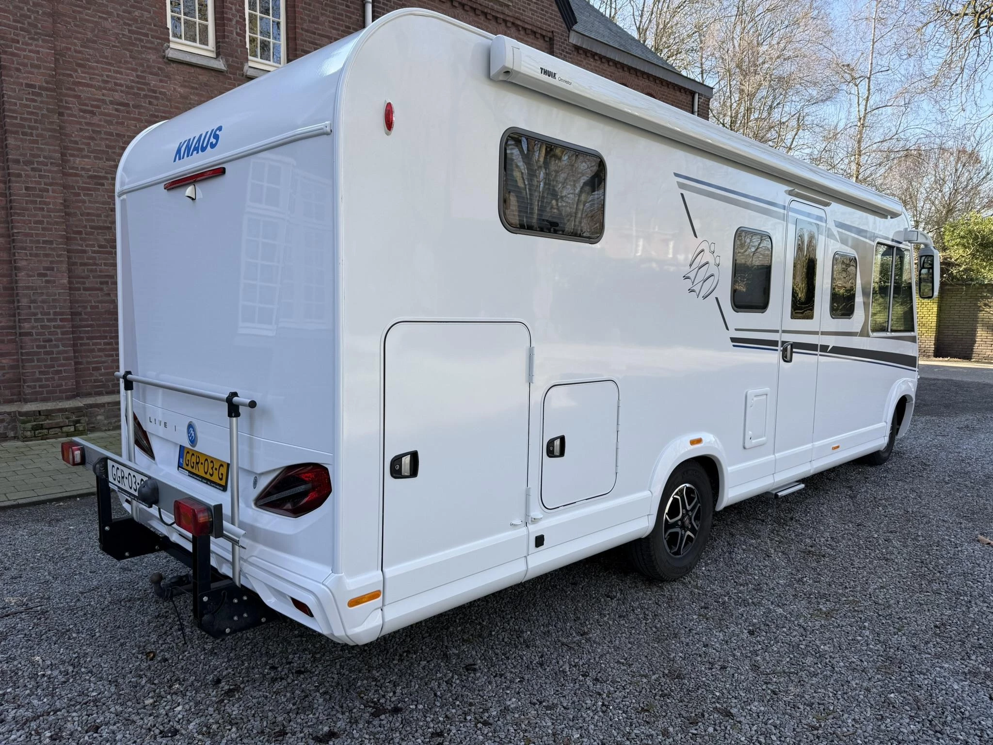 Hoofdafbeelding Knaus R12 700 MEG Live 3300Km. Nieuwstaat, zeer compleet