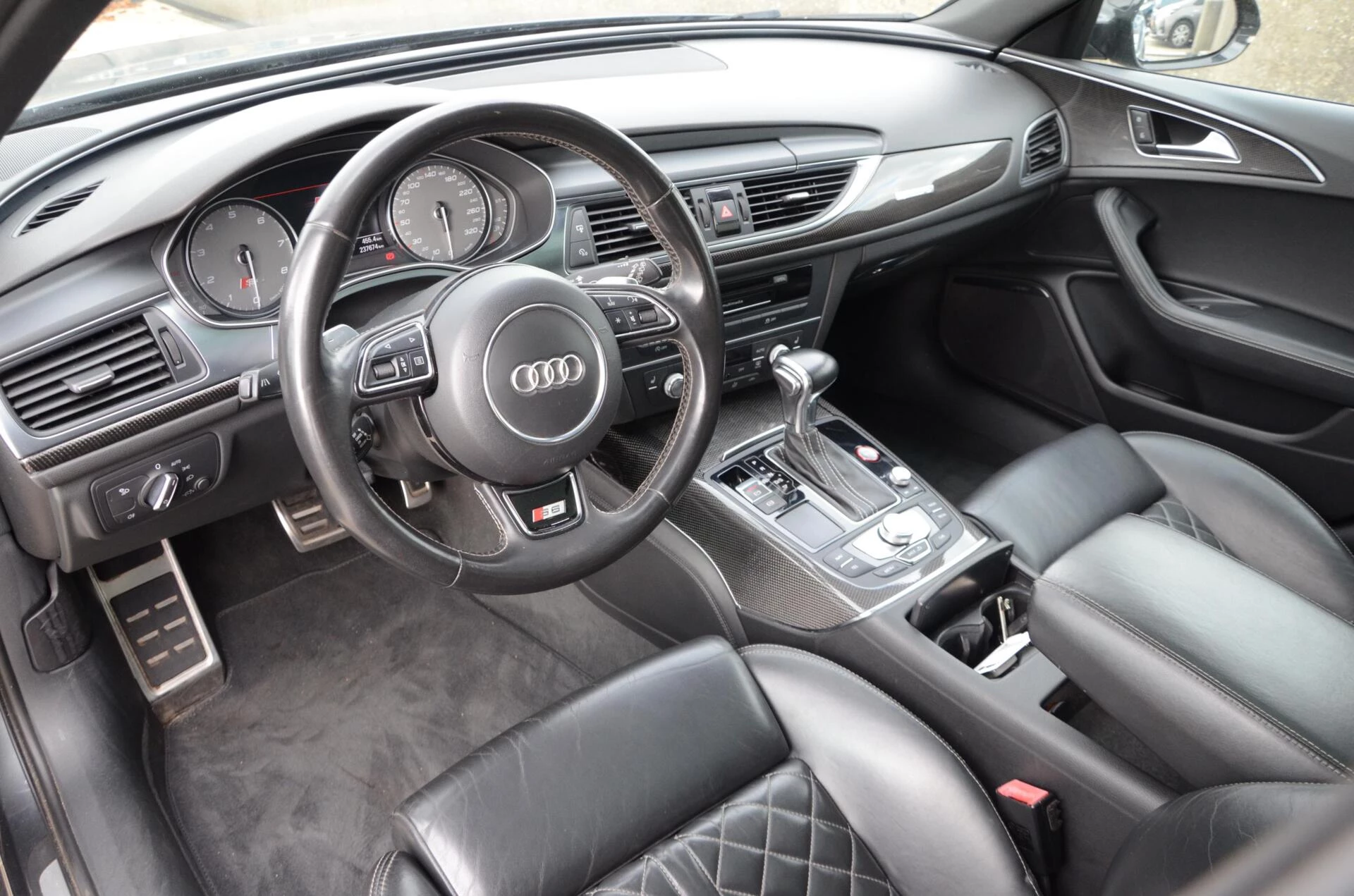 Hoofdafbeelding Audi S6