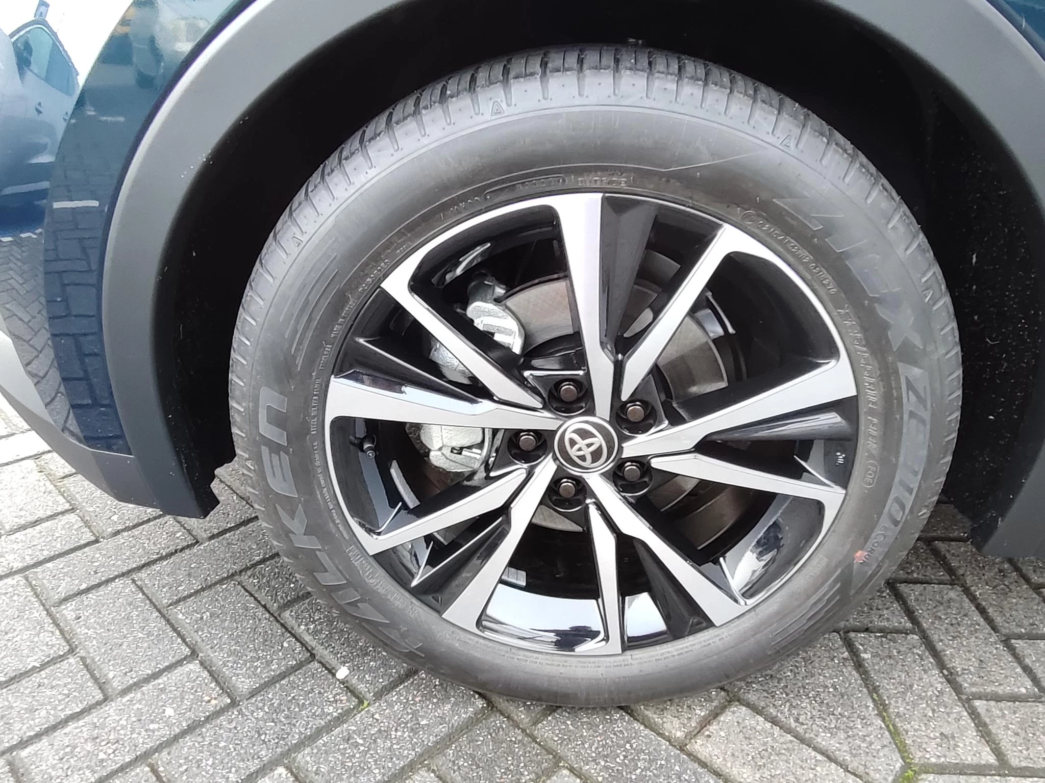 Hoofdafbeelding Toyota C-HR