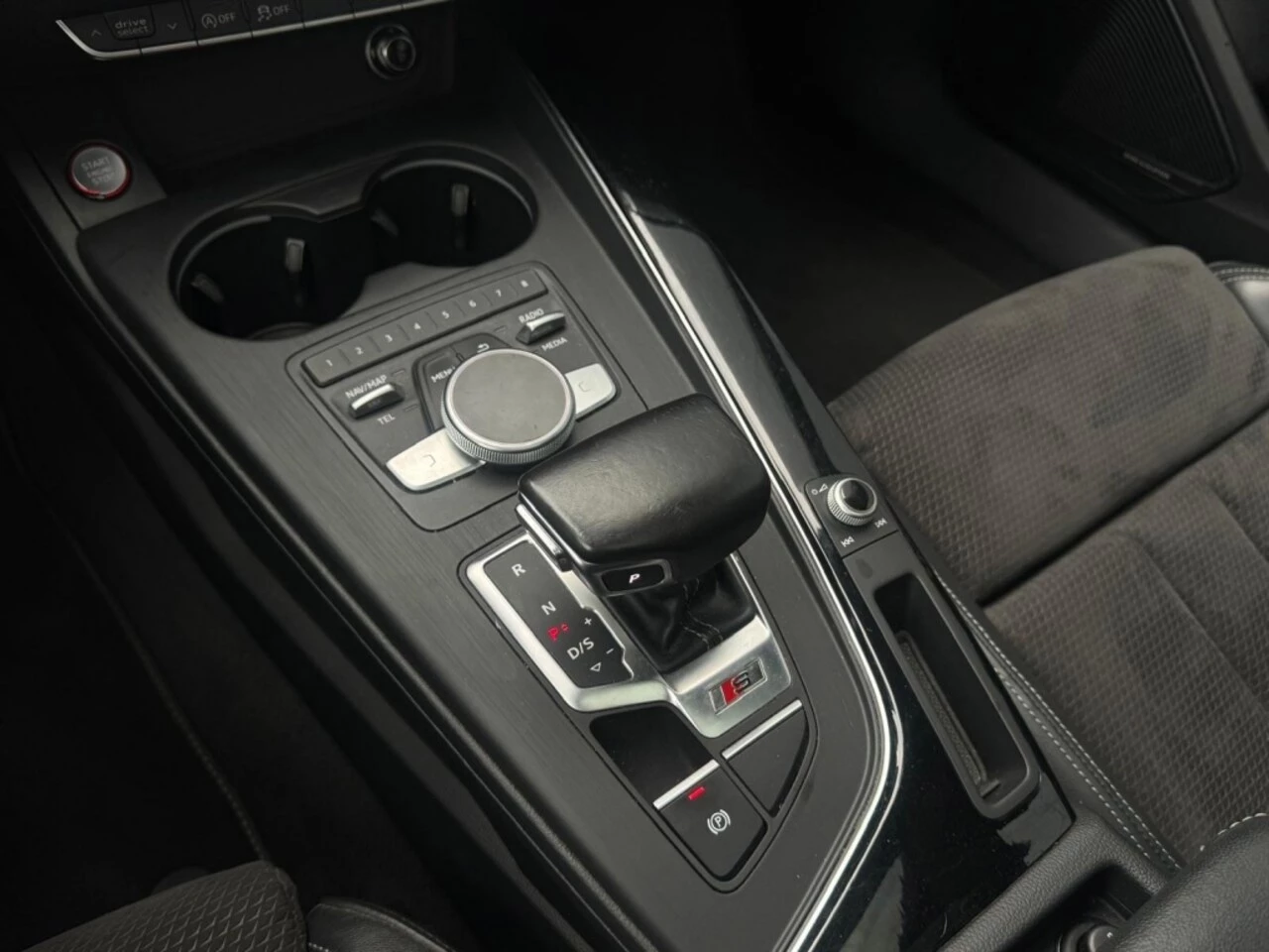 Hoofdafbeelding Audi S4