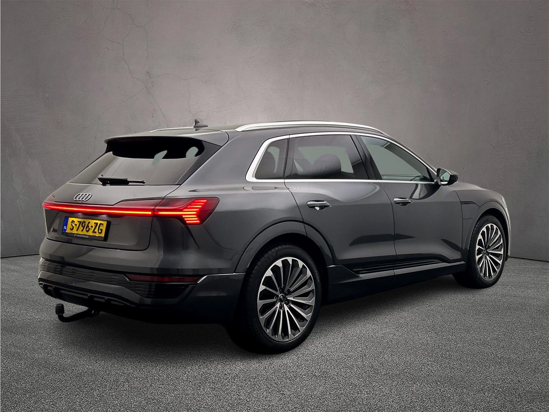 Hoofdafbeelding Audi Q8 e-tron