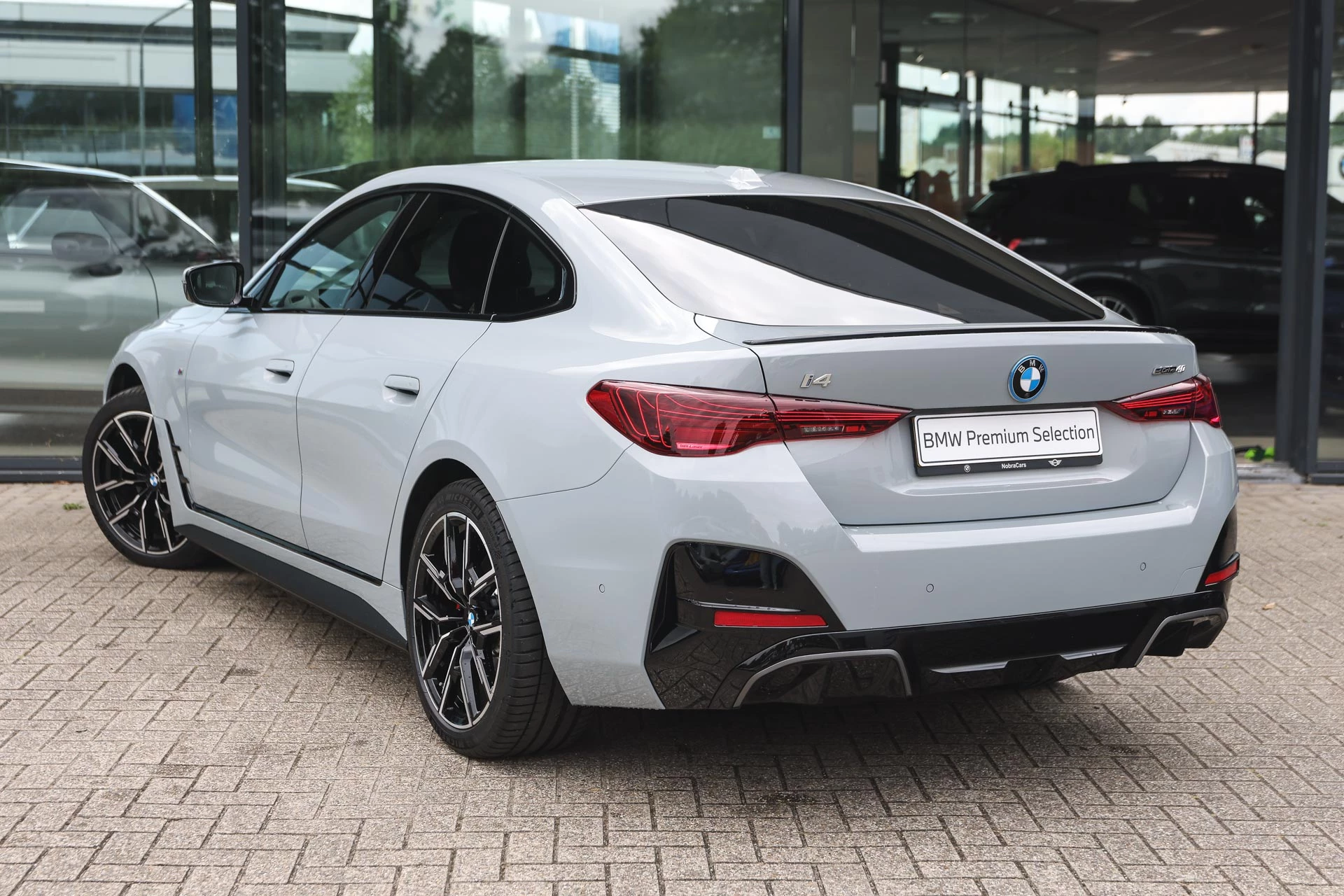 Hoofdafbeelding BMW i4