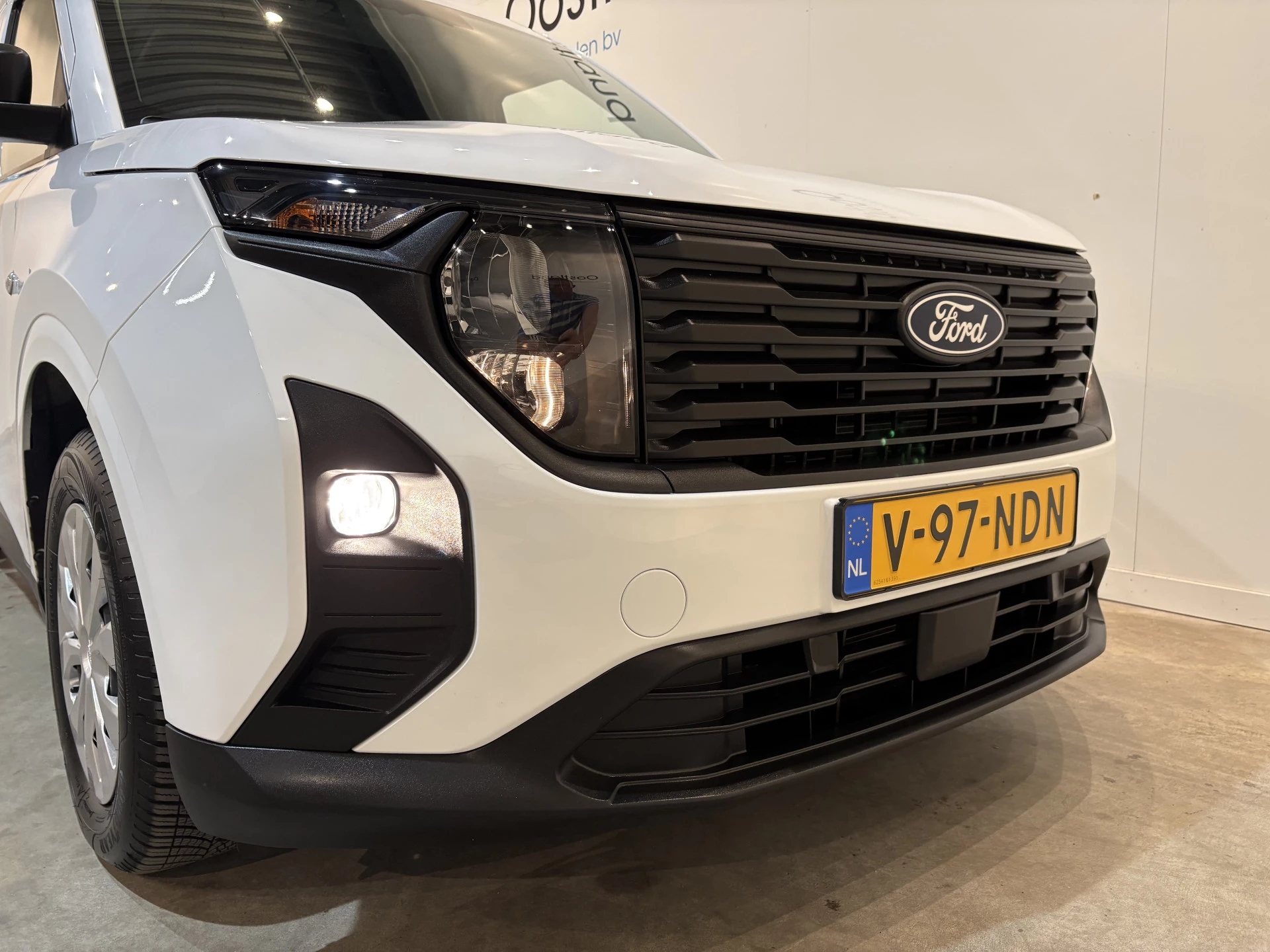Hoofdafbeelding Ford Transit Courier