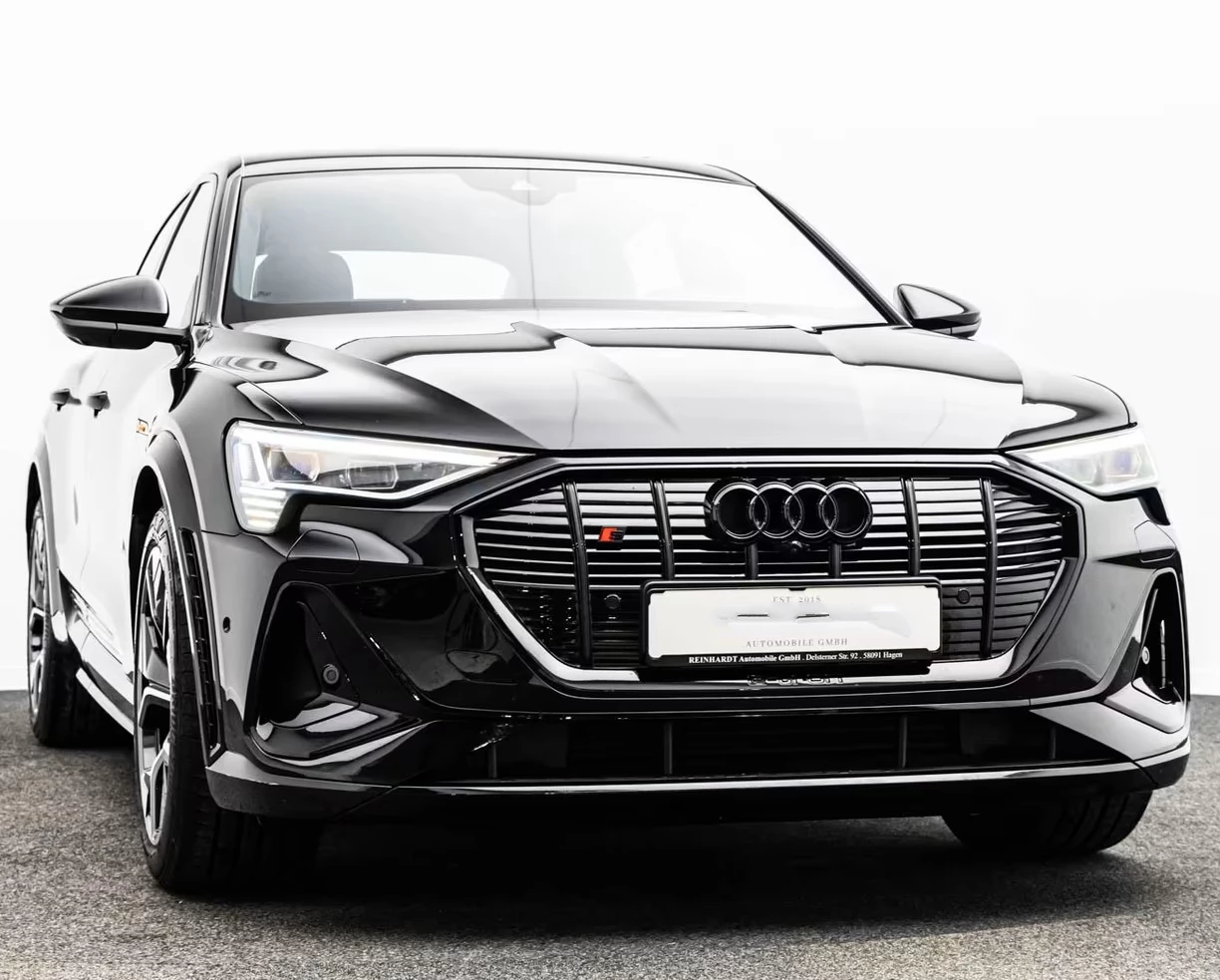 Hoofdafbeelding Audi e-tron