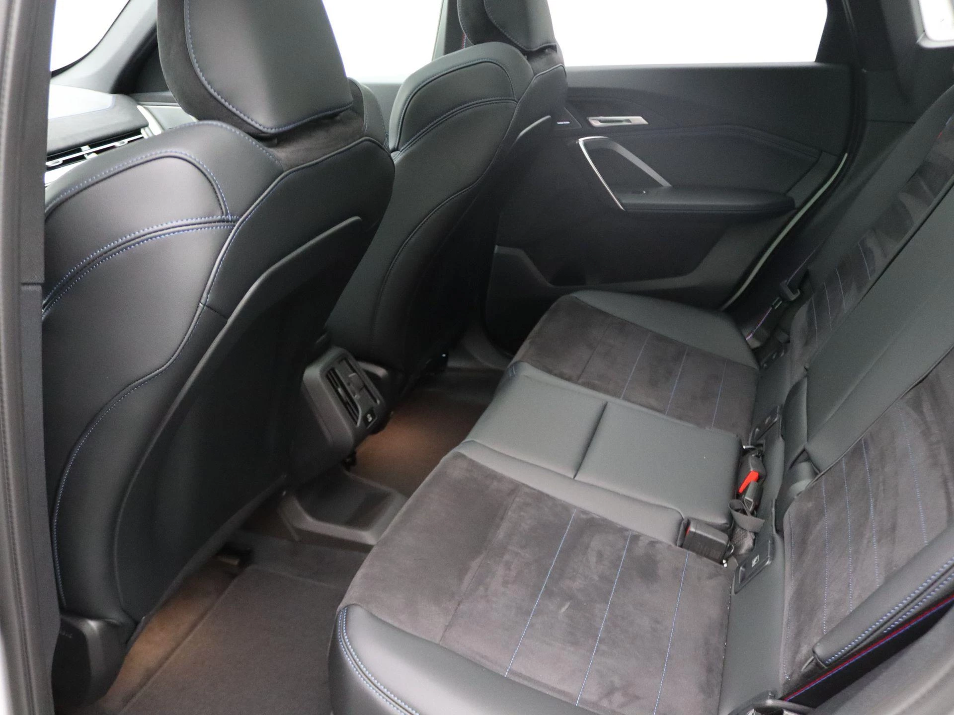 Hoofdafbeelding BMW iX1