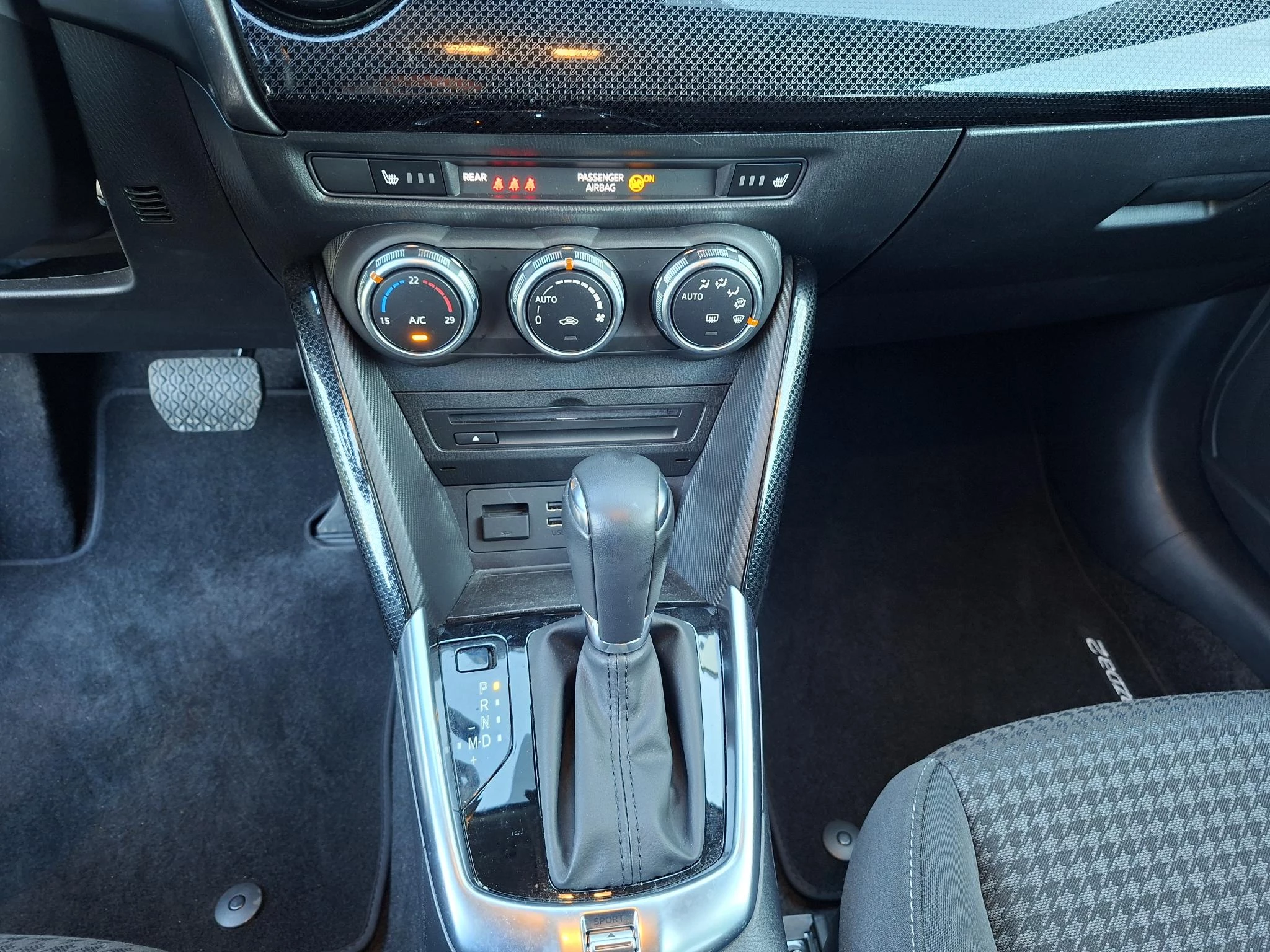 Hoofdafbeelding Mazda 2