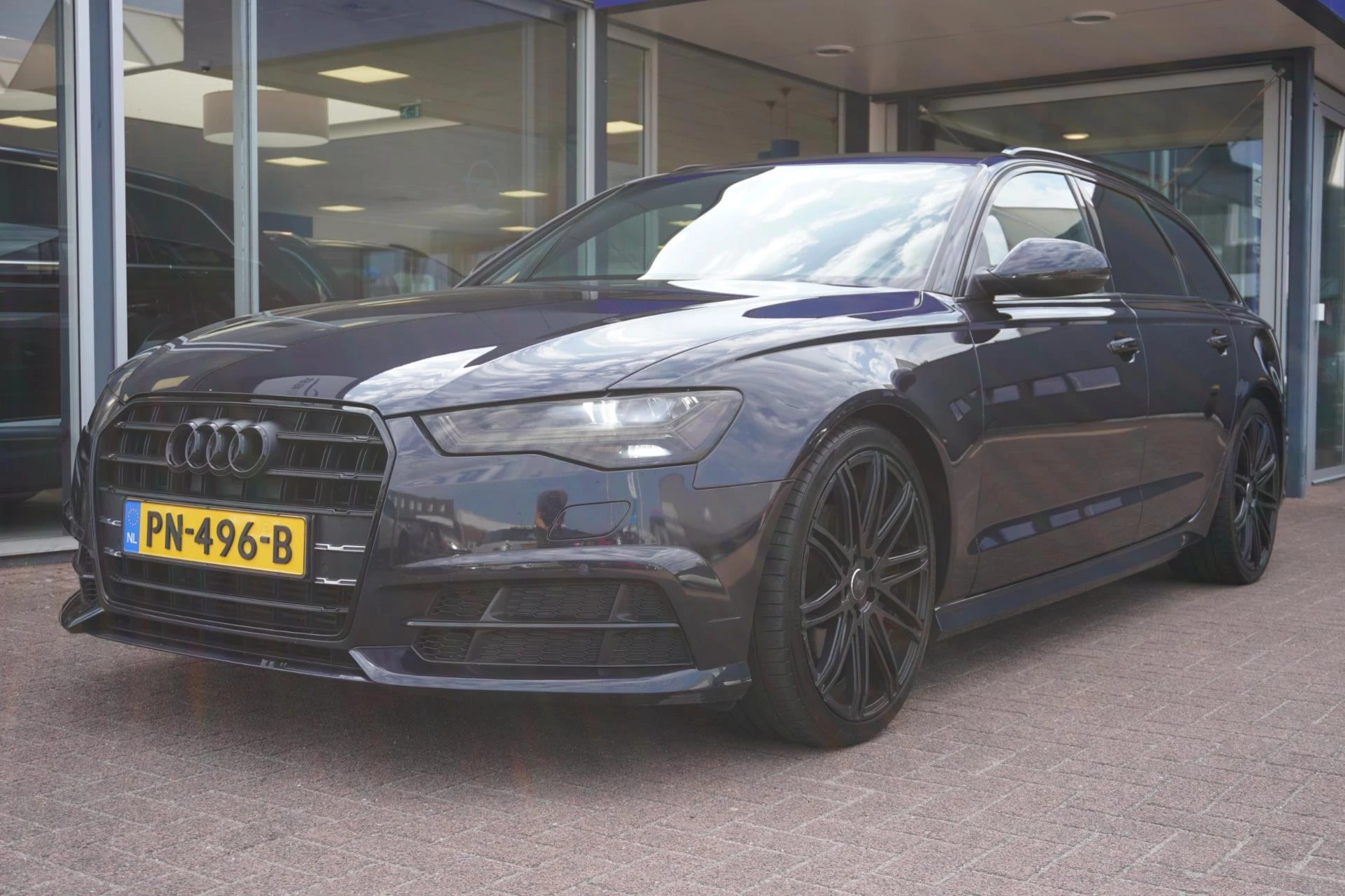 Hoofdafbeelding Audi A6