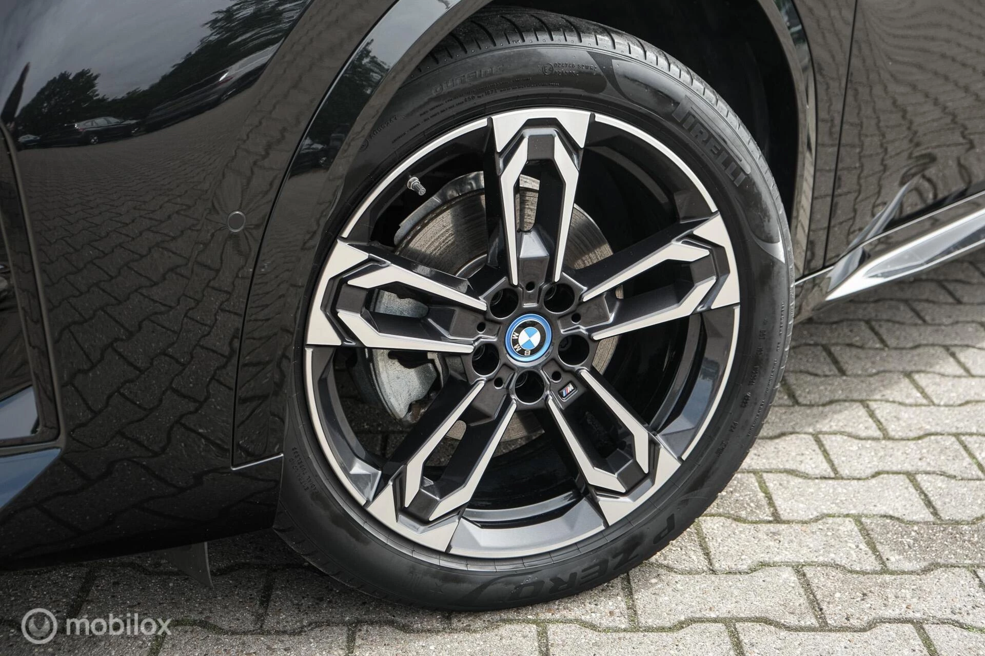 Hoofdafbeelding BMW iX2