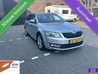 Skoda Octavia Combi 1.6 TDI DSG Elegance Businessline
