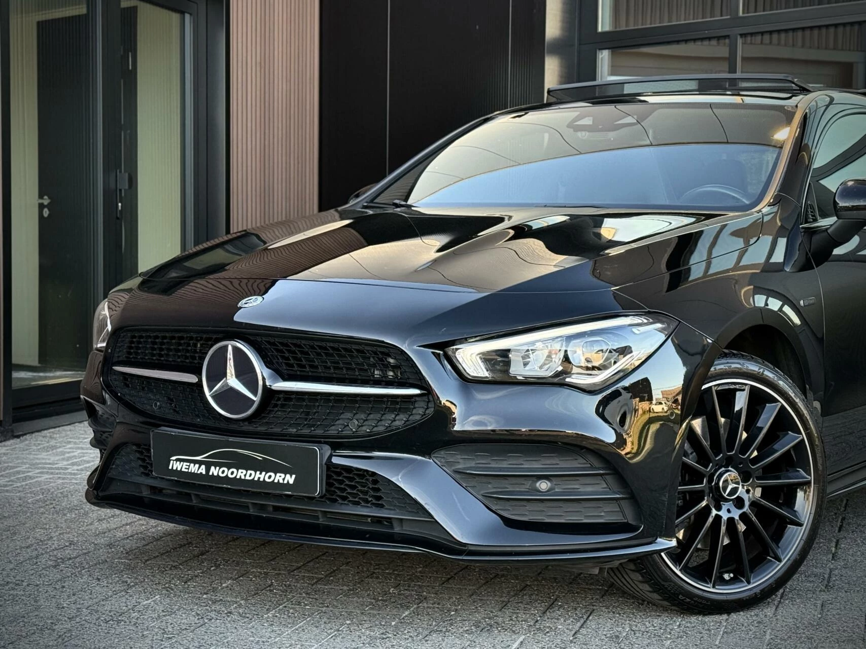 Hoofdafbeelding Mercedes-Benz CLA