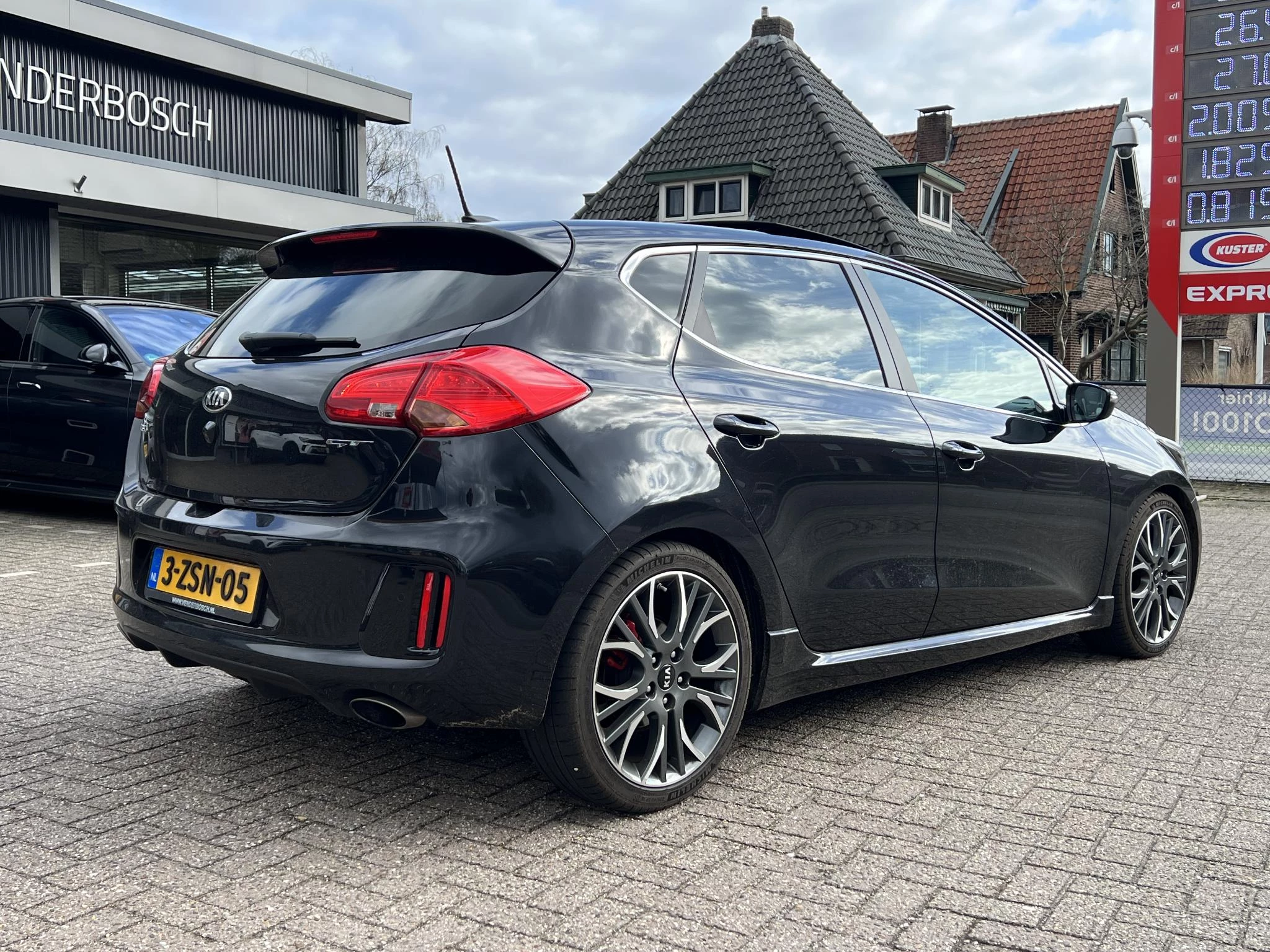 Hoofdafbeelding Kia cee'd