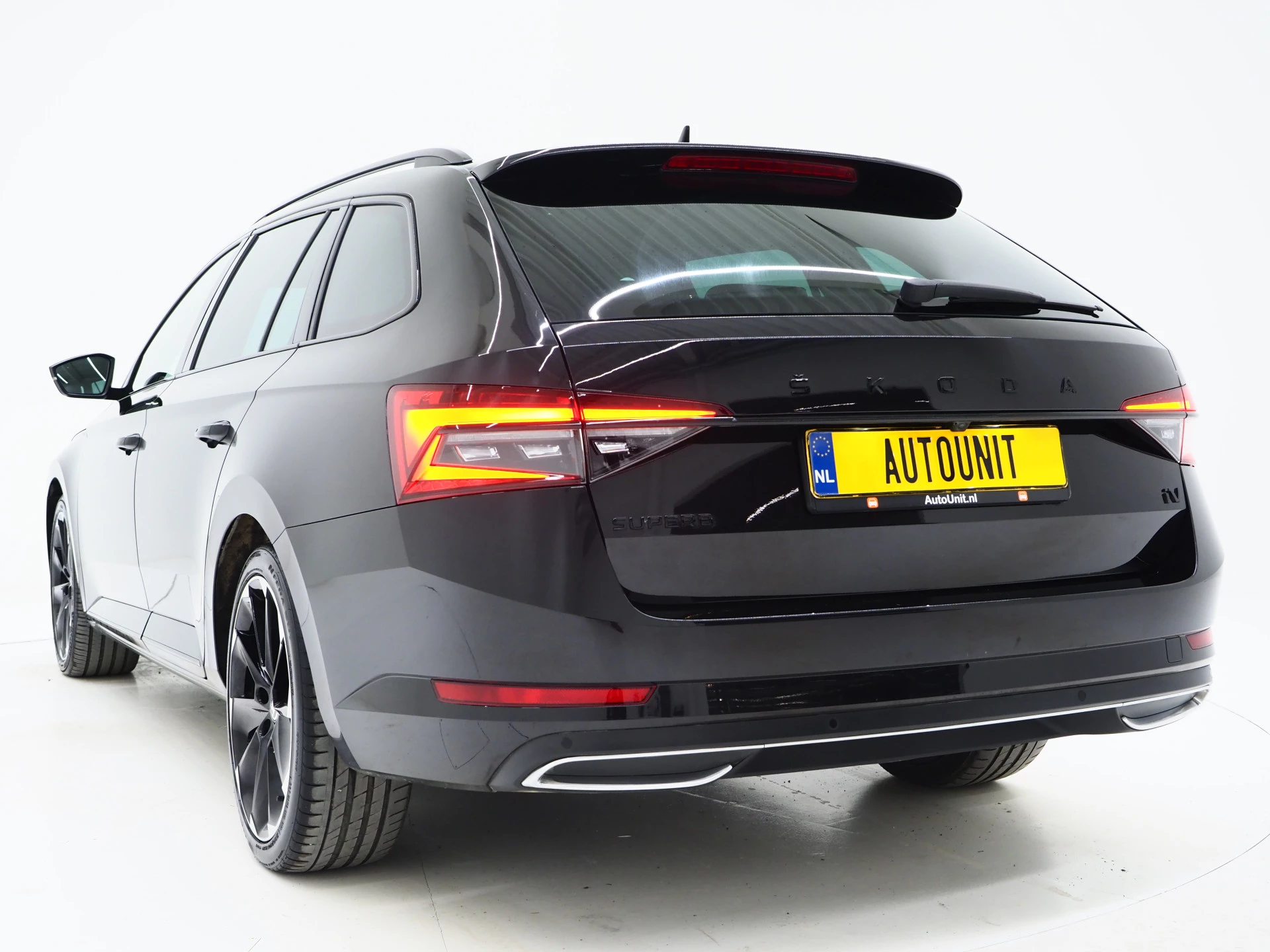 Hoofdafbeelding Škoda Superb