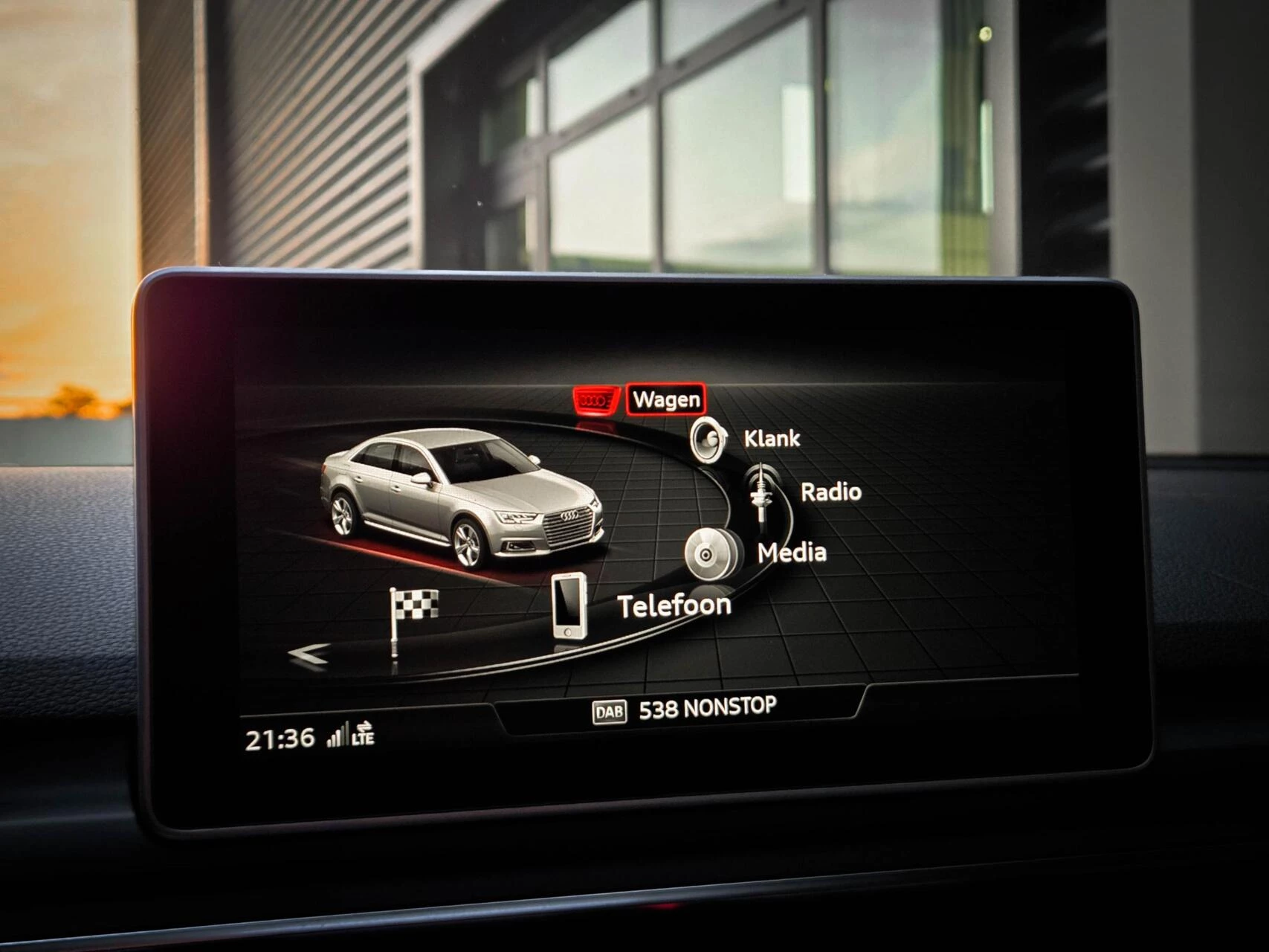 Hoofdafbeelding Audi S4