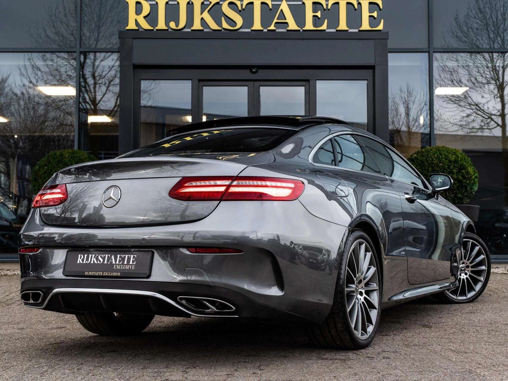 Hoofdafbeelding Mercedes-Benz E-Klasse