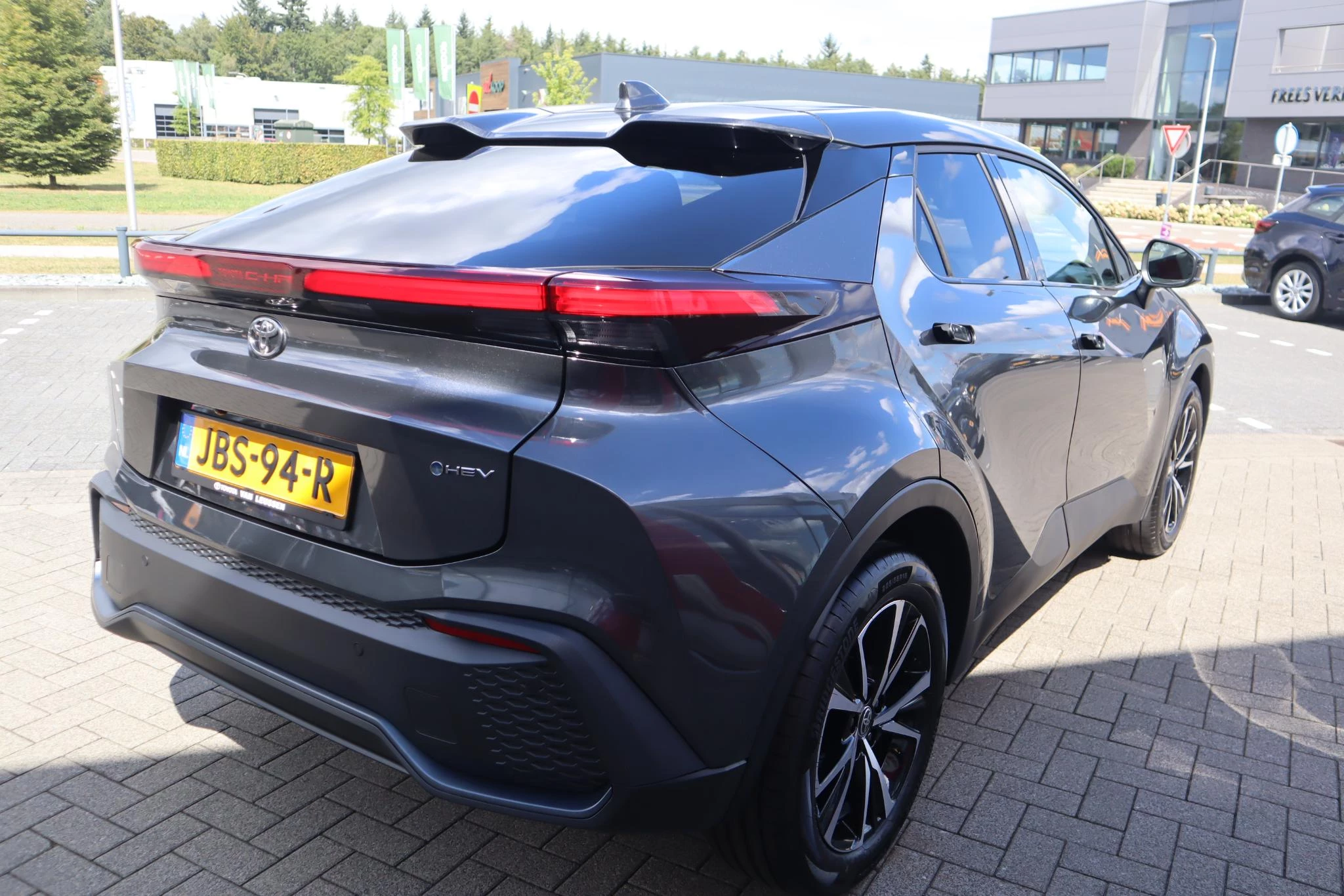 Hoofdafbeelding Toyota C-HR