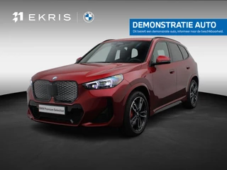 BMW iX1 eDrive20 M Sportpakket Pro | Premium Pack | Comfort Pack | Stuurwielrand verwarmd | Panoramadak | Harman Kardon | 19''
