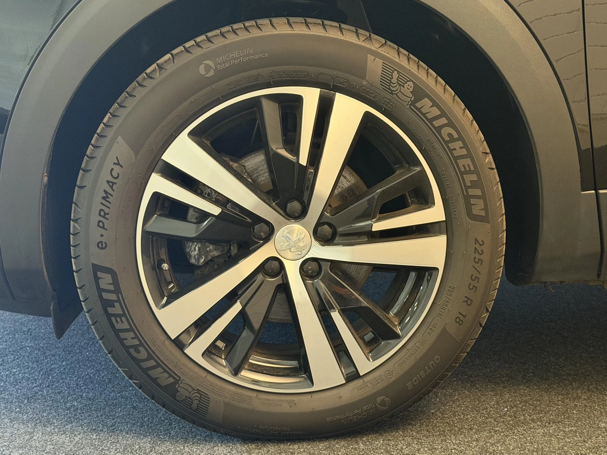 Hoofdafbeelding Peugeot 5008