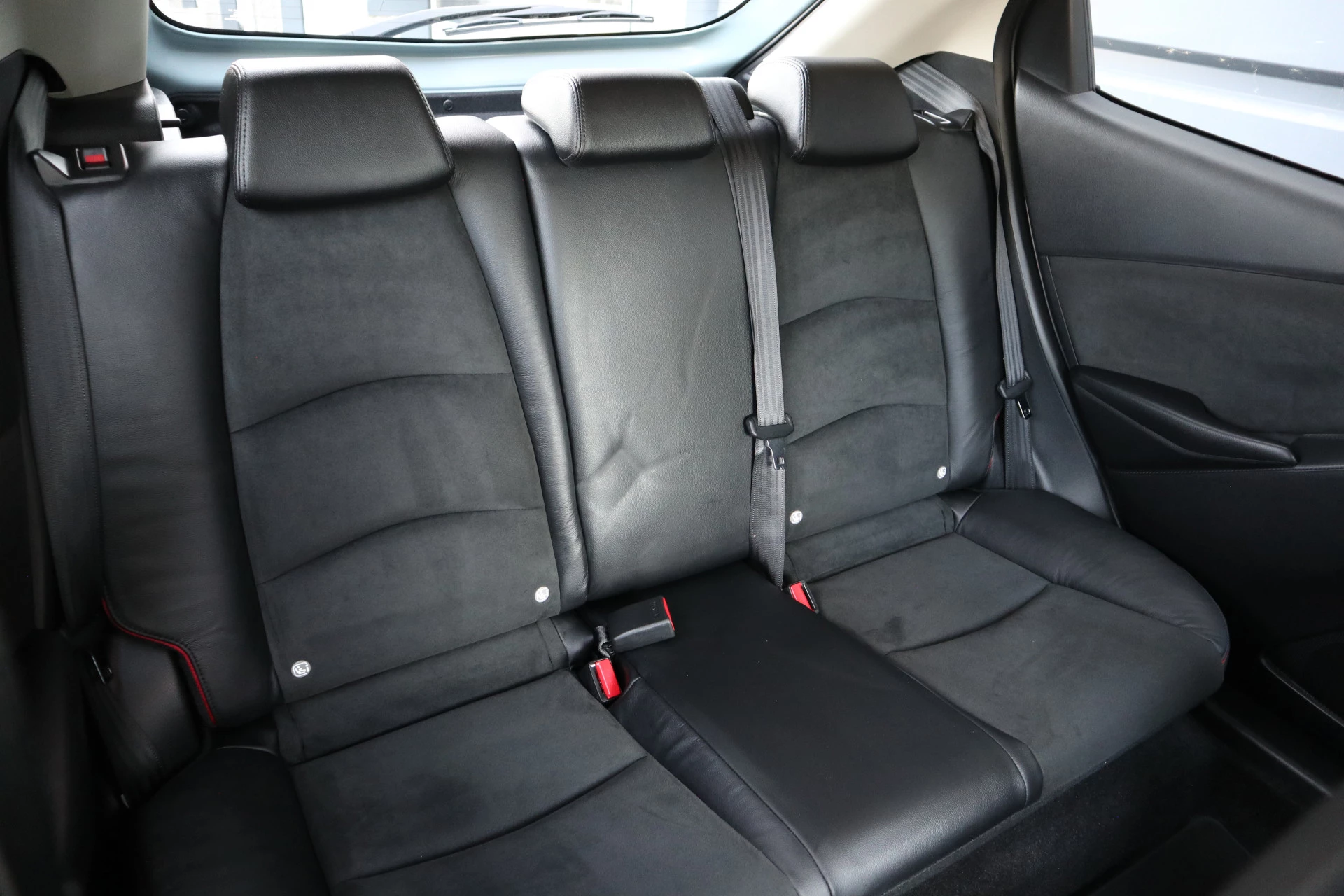 Hoofdafbeelding Mazda 2