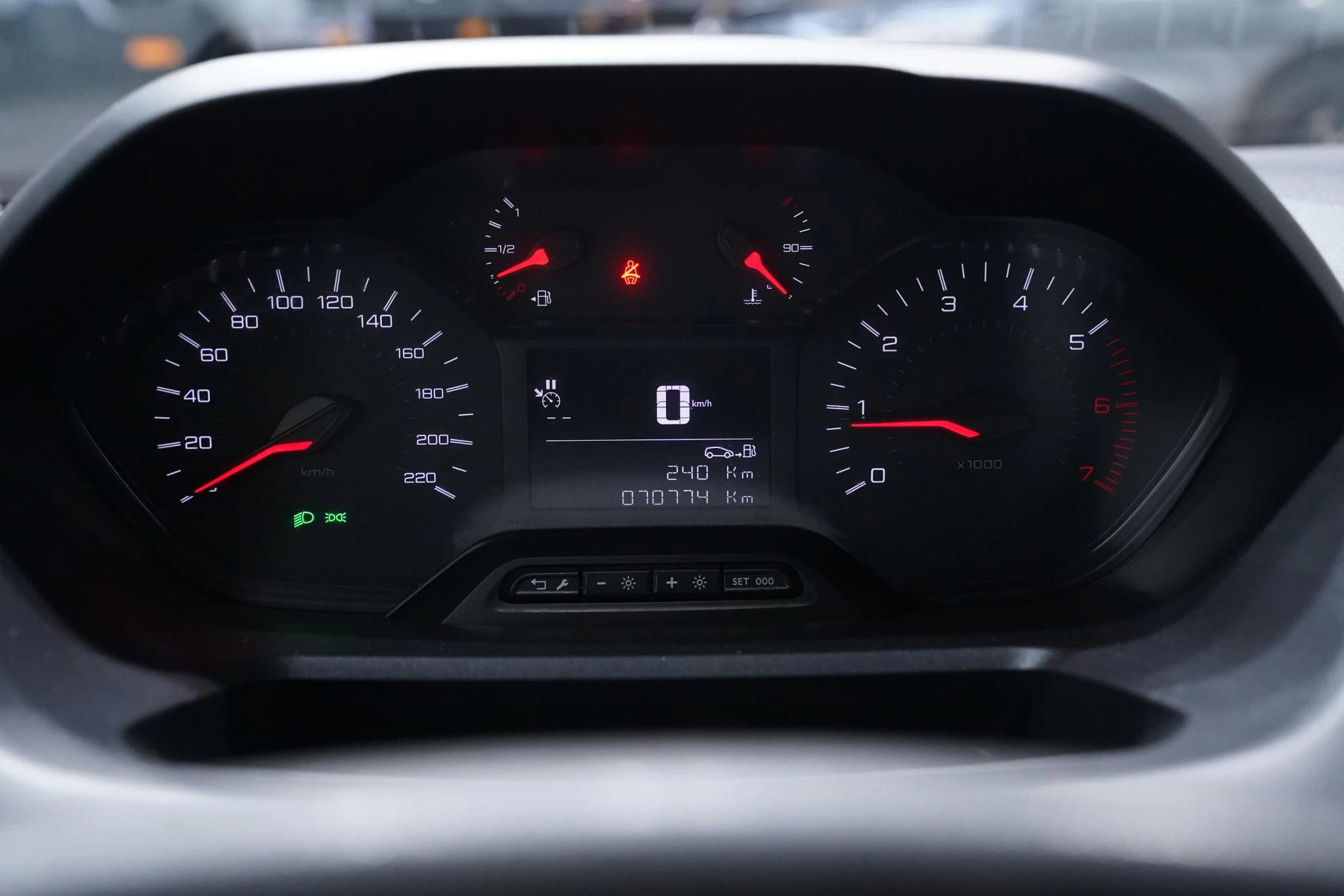 Hoofdafbeelding Peugeot Partner