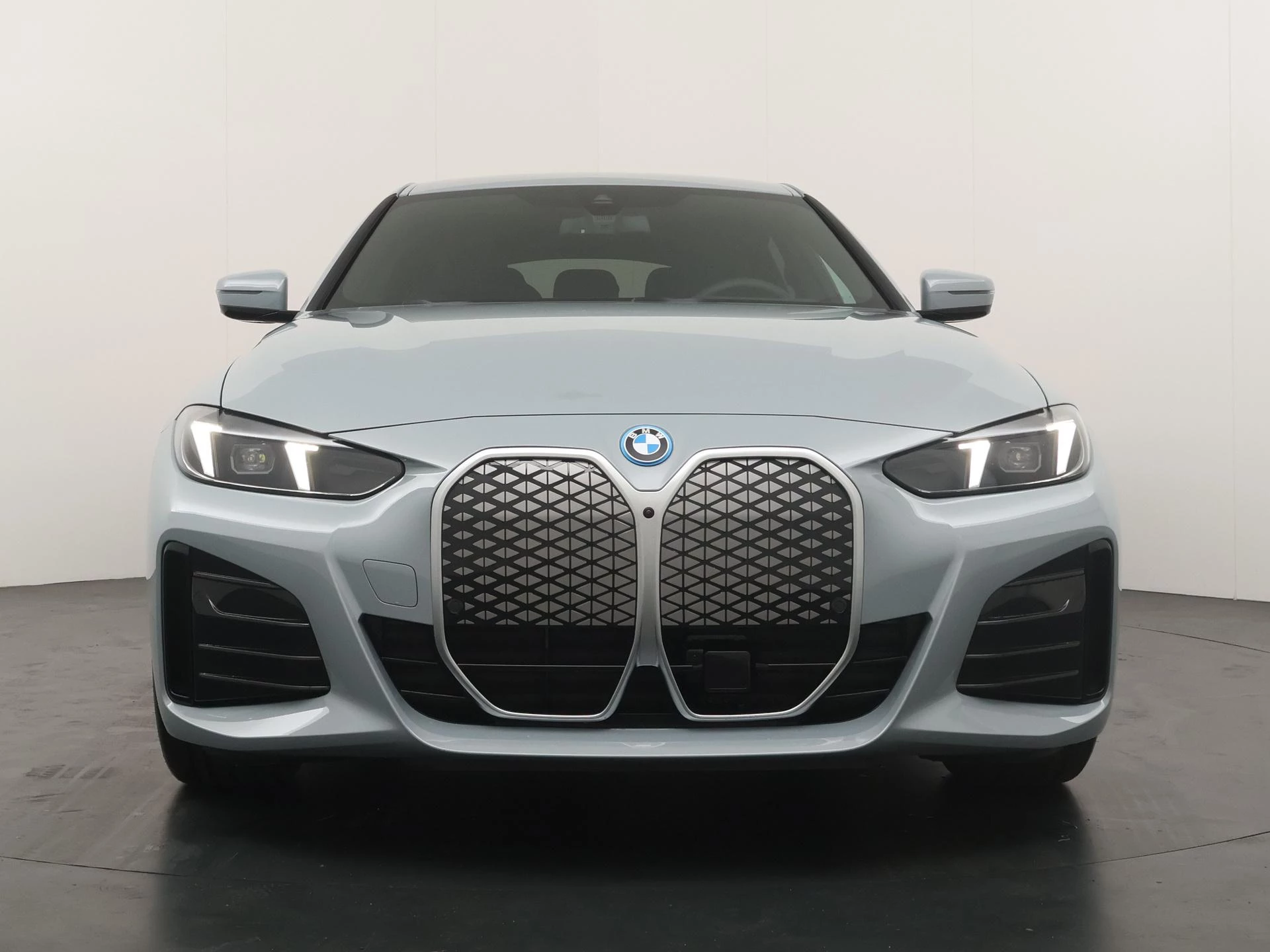 Hoofdafbeelding BMW i4