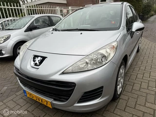 Hoofdafbeelding Peugeot 207 Peugeot 207 1.4 VTi X-line