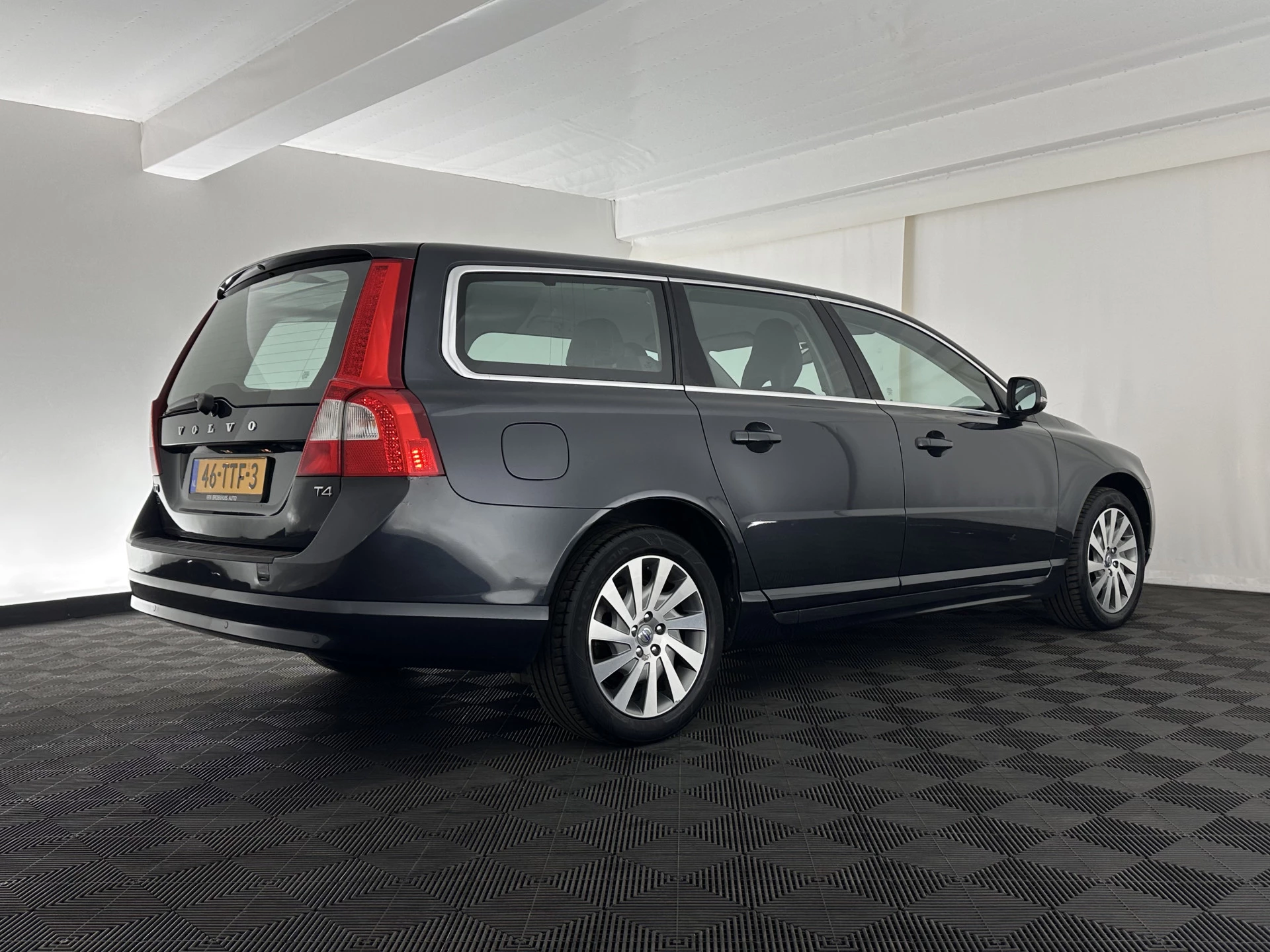 Hoofdafbeelding Volvo V70